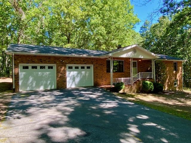 1655 Howardsville Tpke, Stuarts Draft, VA 24477 — photo 2