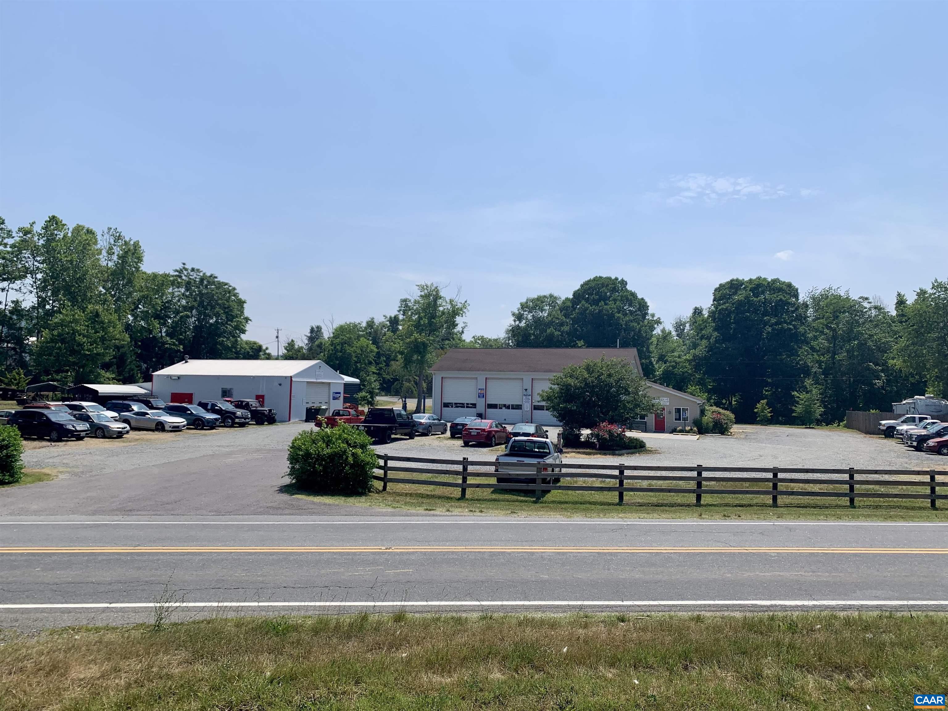 5416 Spotswood Trl, Barboursville, VA 22923 - photo 4