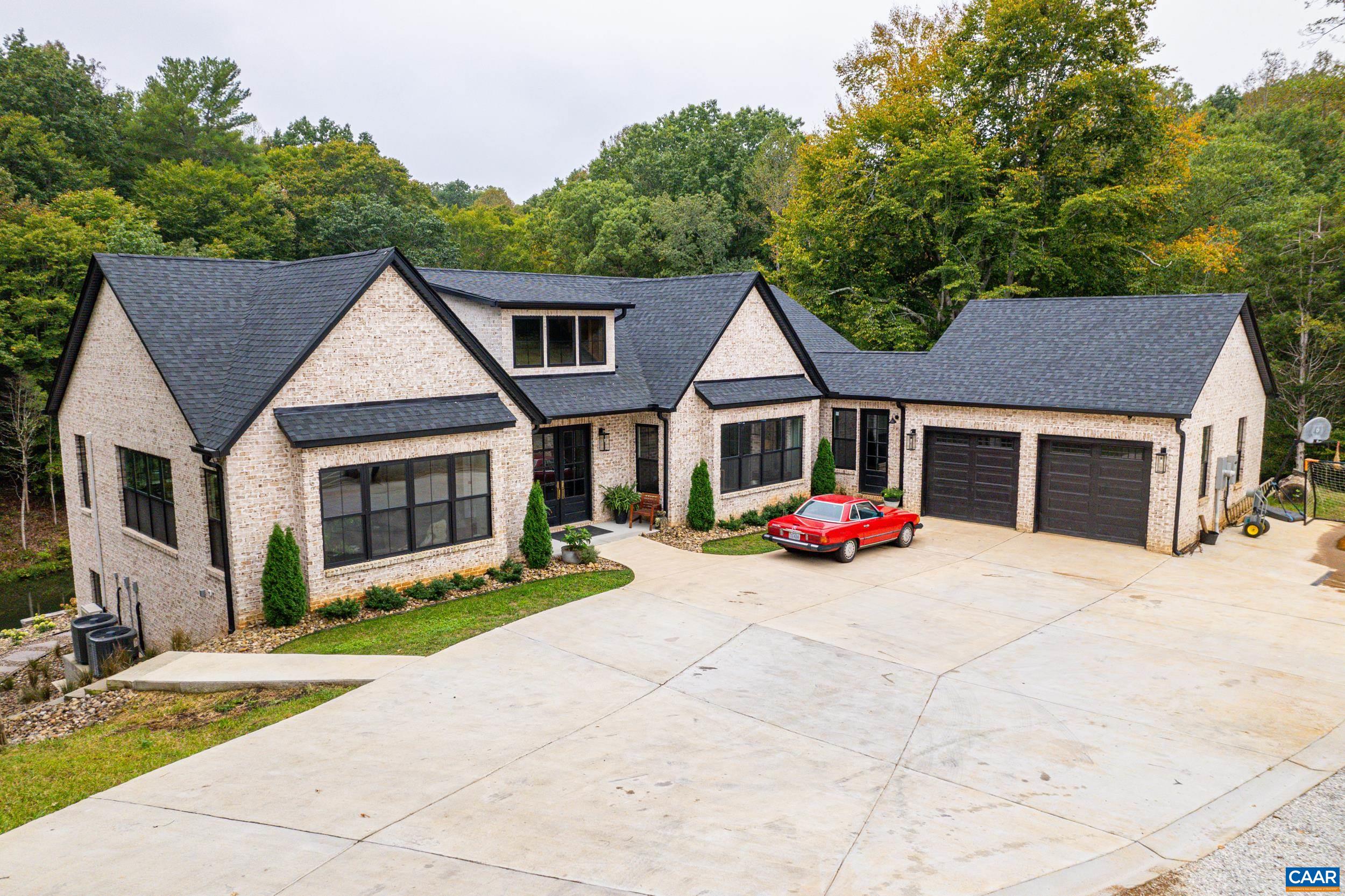 1543 Elon Rd, Madison Heights, VA 24572