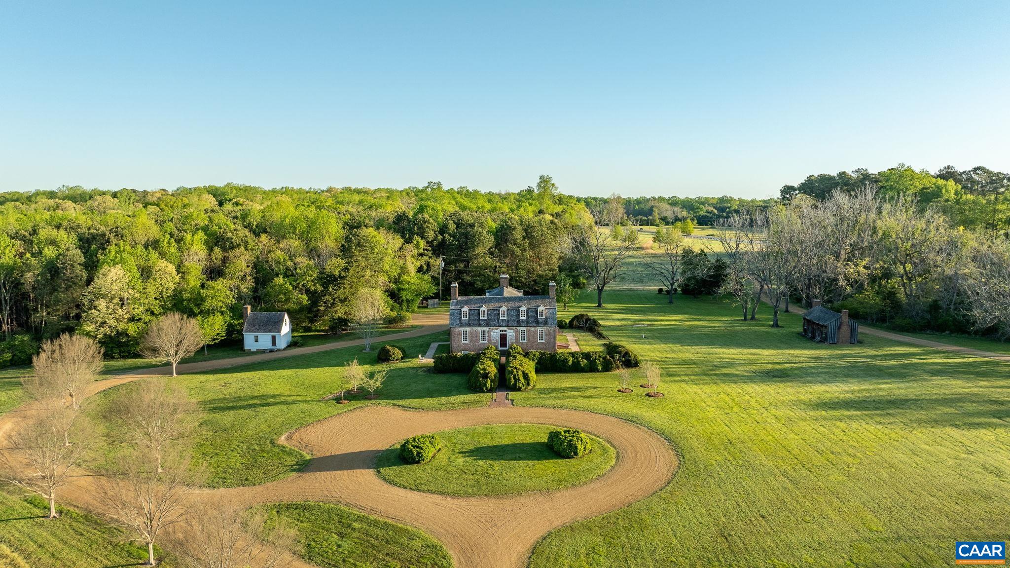 1425 Twiggs Ferry Rd, Hartfield, VA 23071