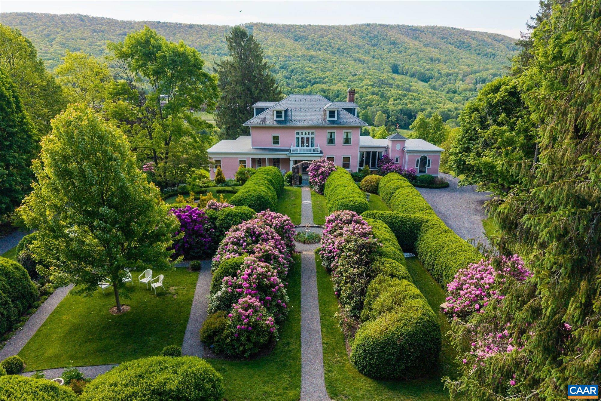 356 Routier Hill Rd, Hot Springs, VA 24445