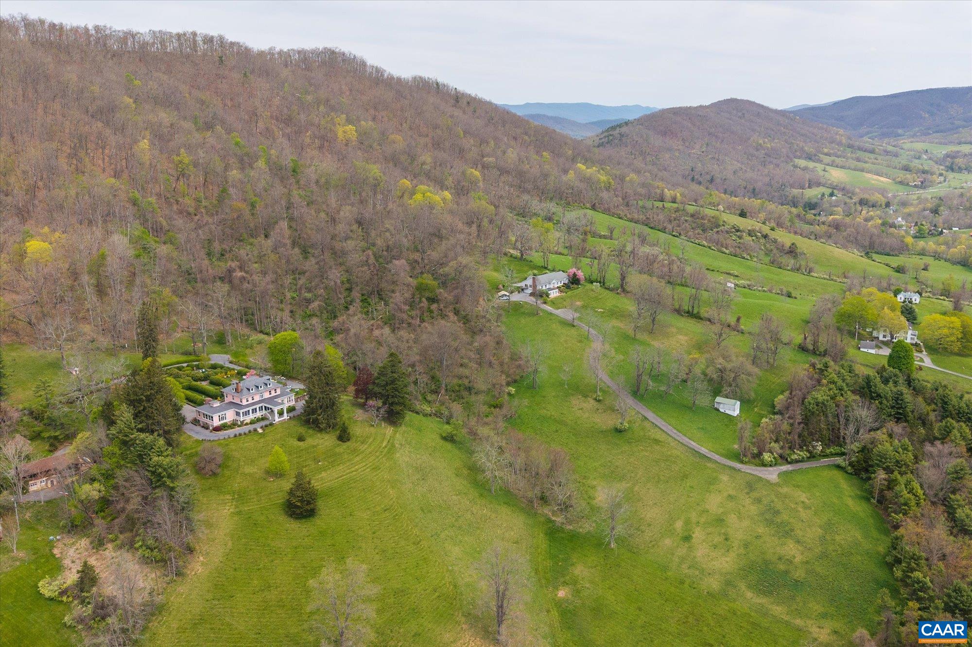 356 Routier Hill Rd, Hot Springs, VA 24445 — photo 4