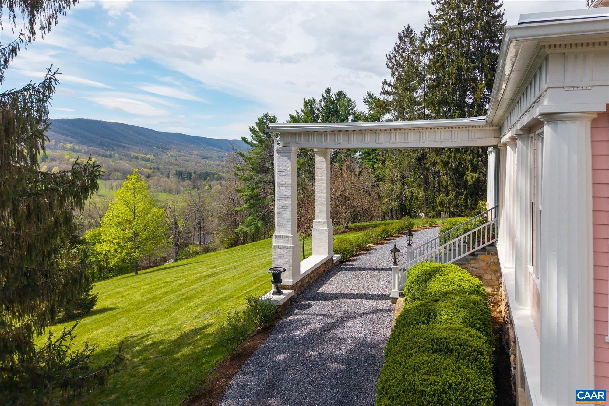 356 Routier Hill Rd, Hot Springs, VA 24445 — photo 9