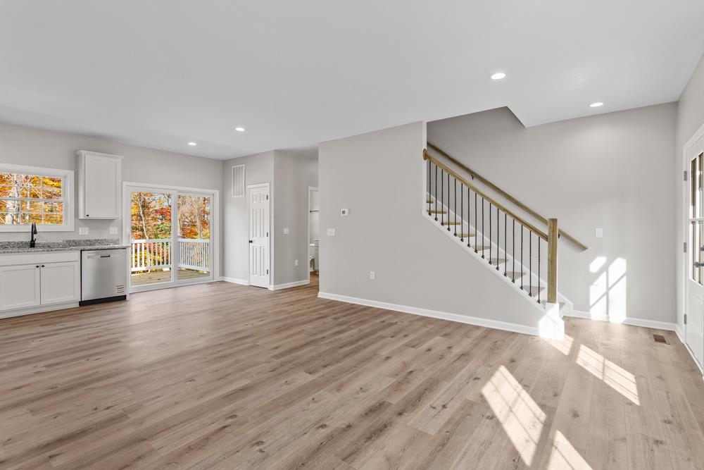 317 Ivanhoe Ave, Waynesboro, VA 22980 — photo 9