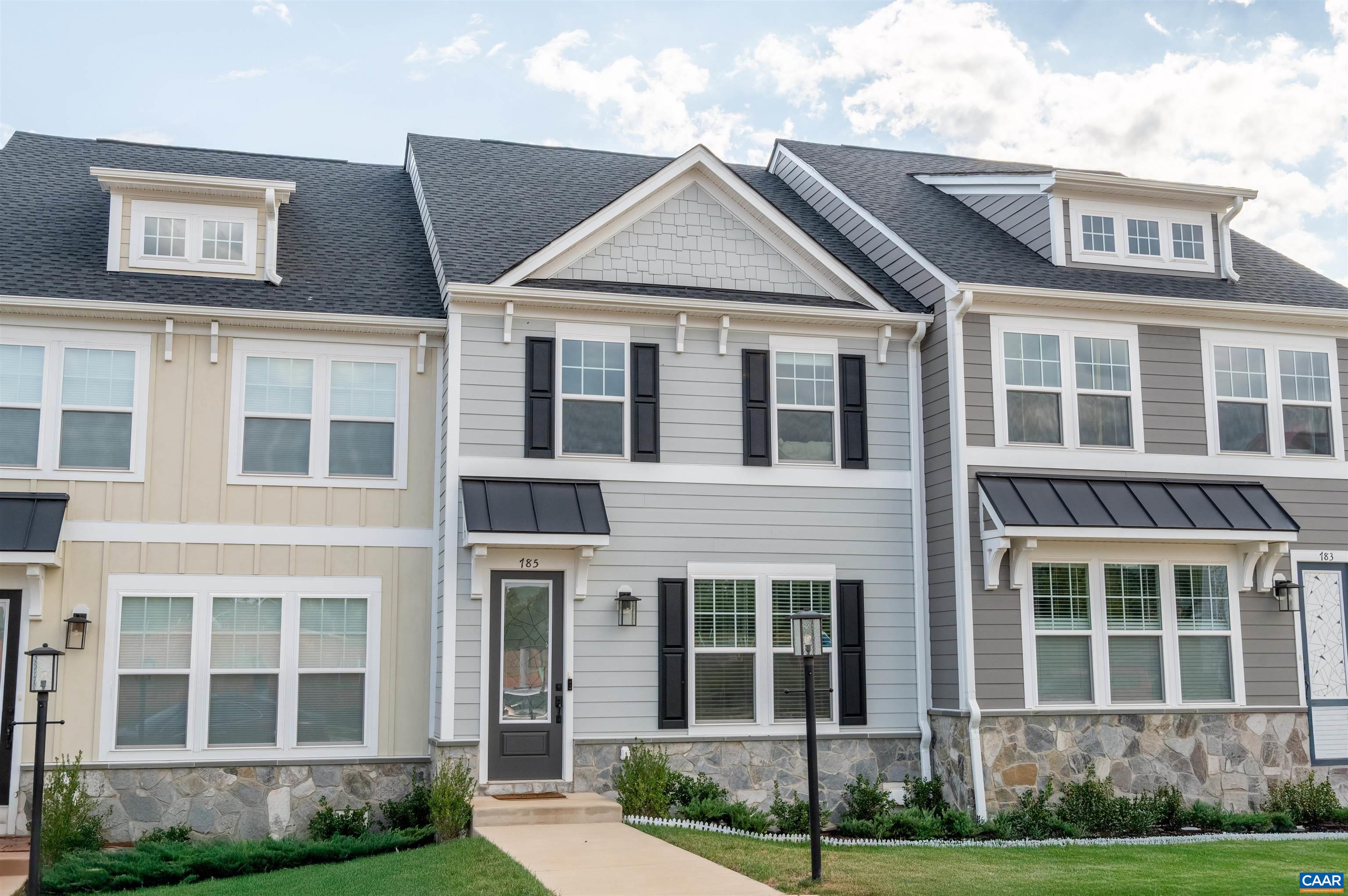 785 Park Ridge Dr, Crozet, VA 22932