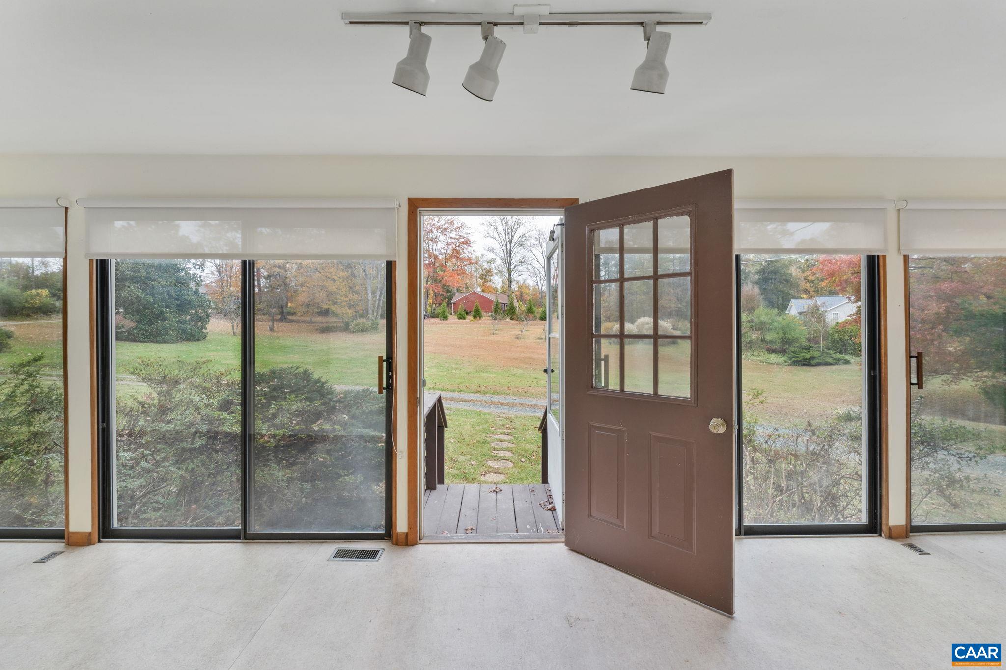 6497 Grove Hill Ct, Gordonsville, VA 22942 — photo 7