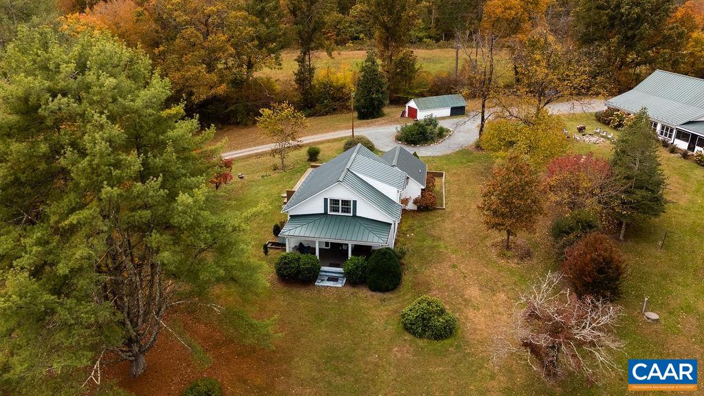 325 Old Roseland Rd, Roseland, VA 22967 — photo 3