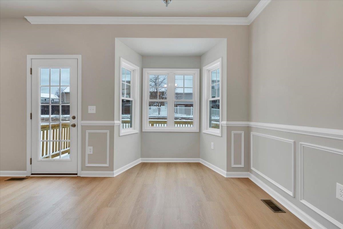208 Wexford St, Staunton, VA 24401 — photo 9