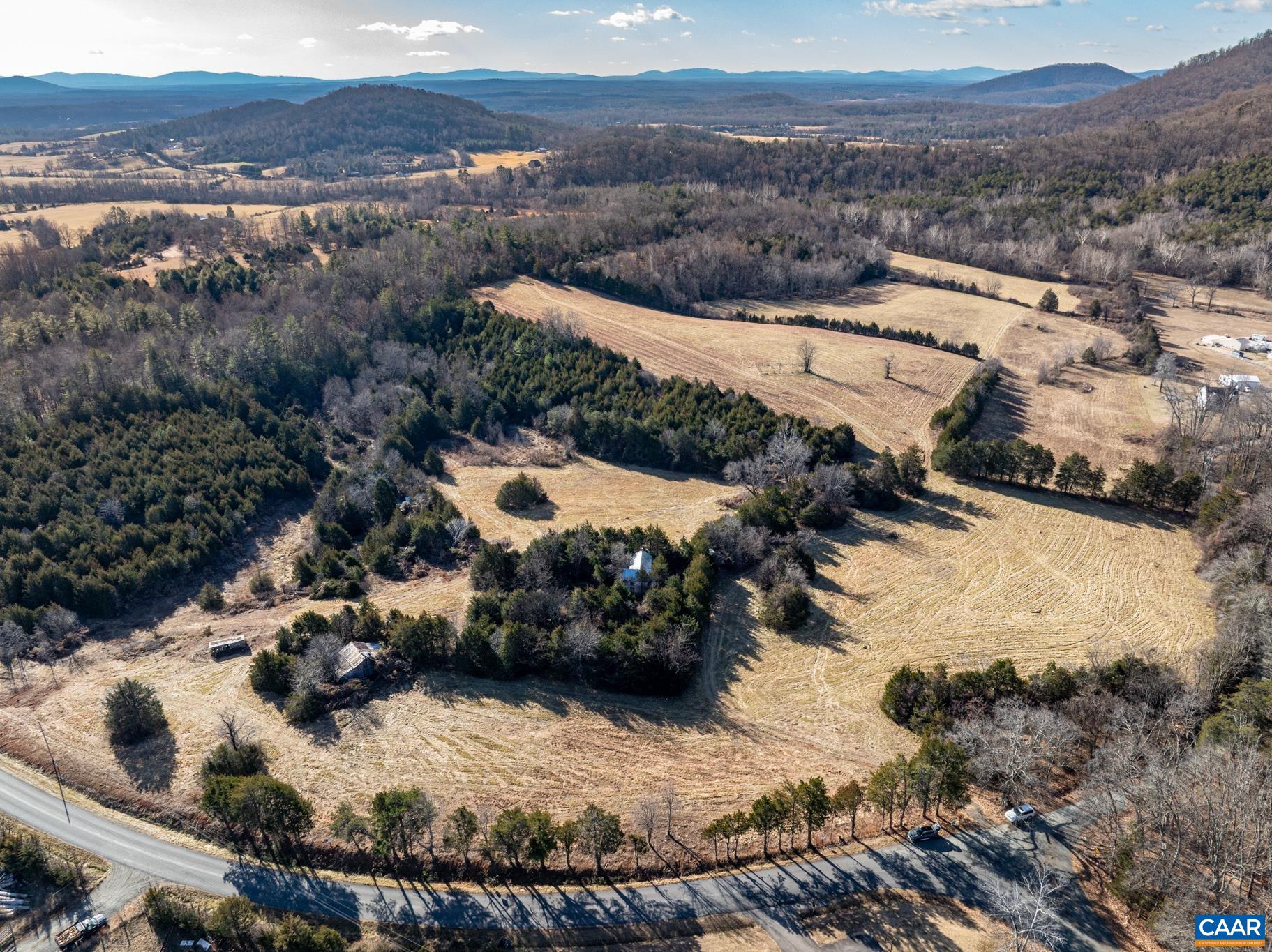 Evelyns Way, Stanardsville, VA 22973 - photo 7