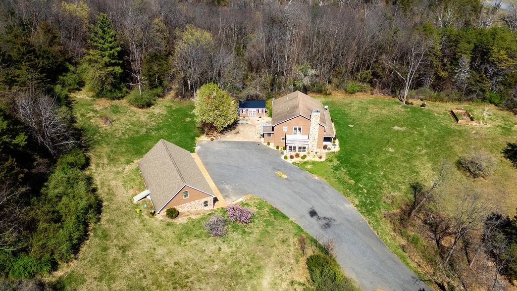 840 Commerce Rd, Staunton, VA 24401