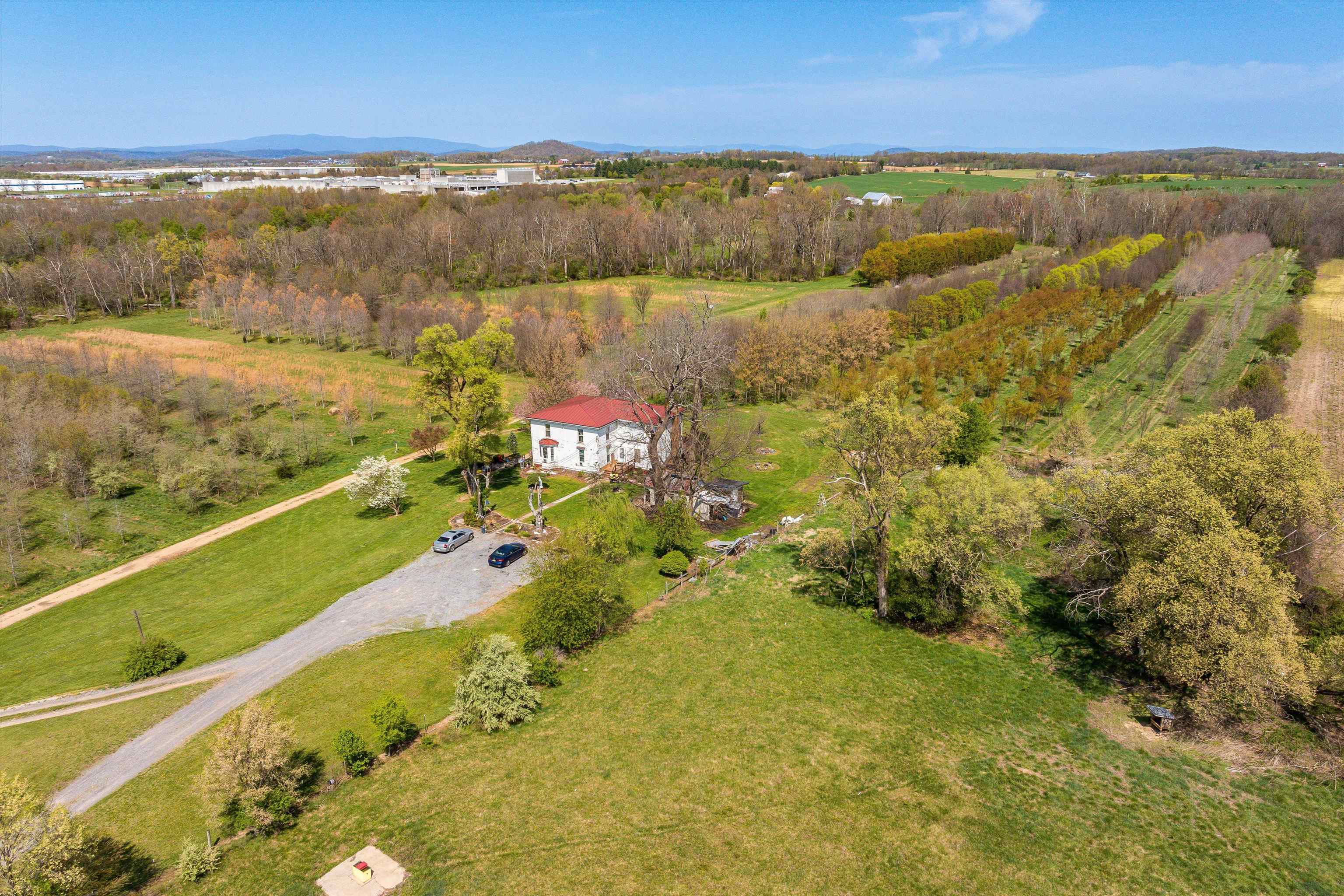 514 Lipscomb Rd, Stuarts Draft, VA 24477 — photo 5