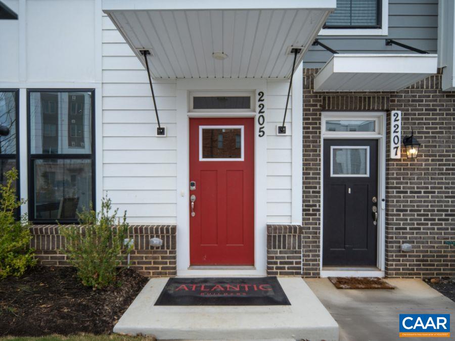 2205 Swallowtail Ln, Charlottesville, VA 22902 — photo 7