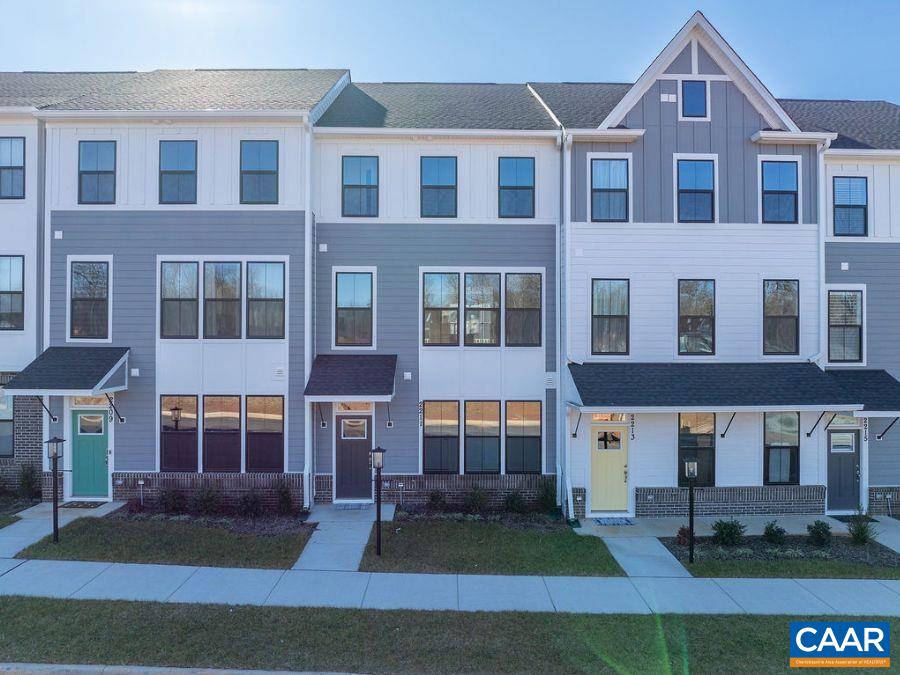 2205 Swallowtail Ln, Charlottesville, VA 22902 — photo 8