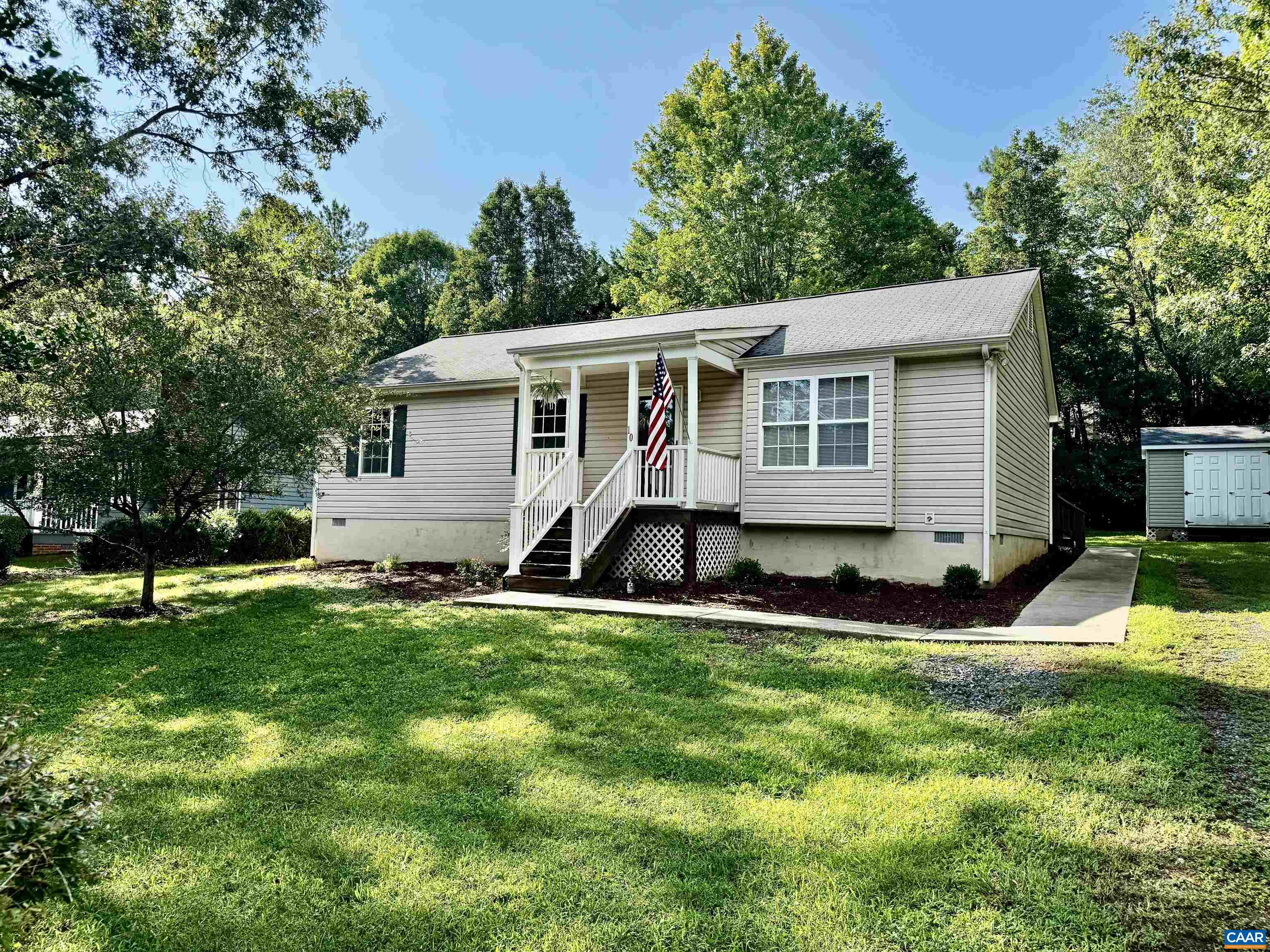 10 Loblolly Rd, Palmyra, VA 22963