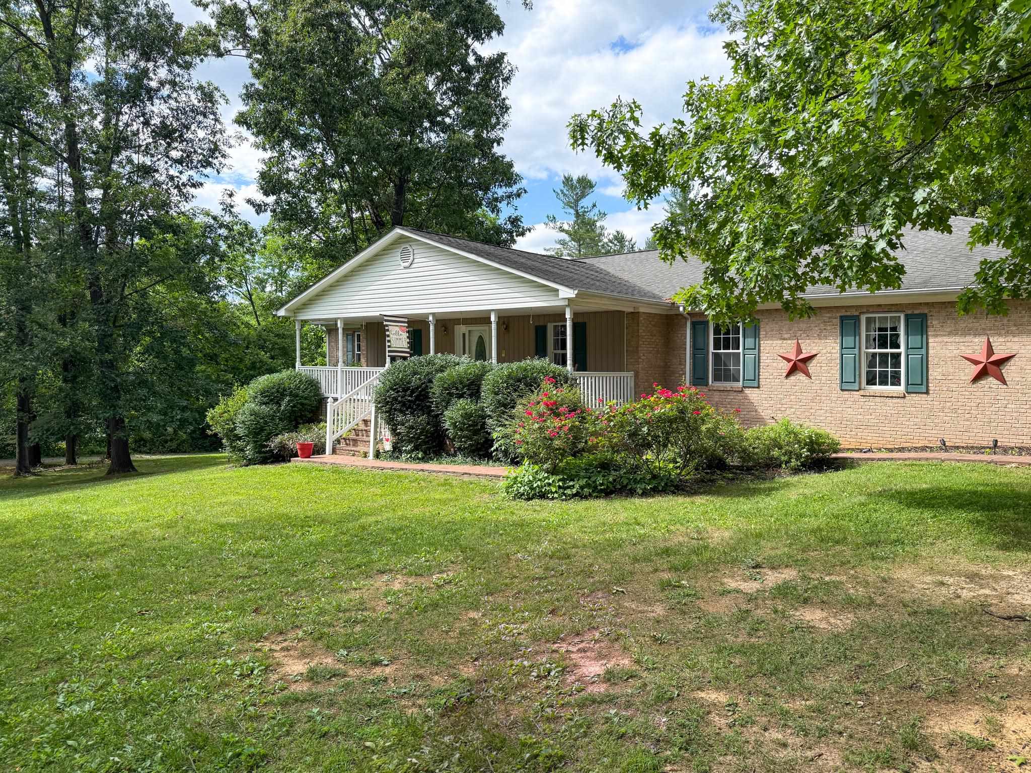 804 Oak Grove Church Rd, Waynesboro, VA 22980 — photo 3