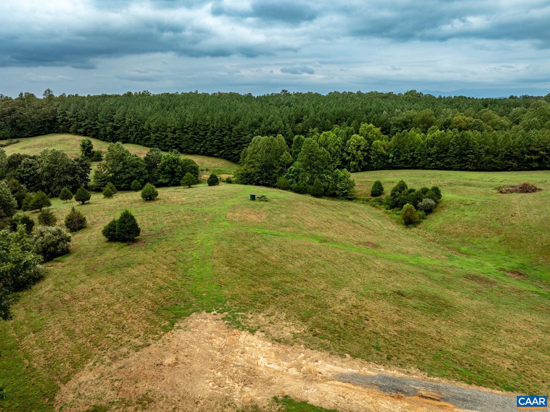 Watts Passage, Charlottesville, VA 22911 — photo 9