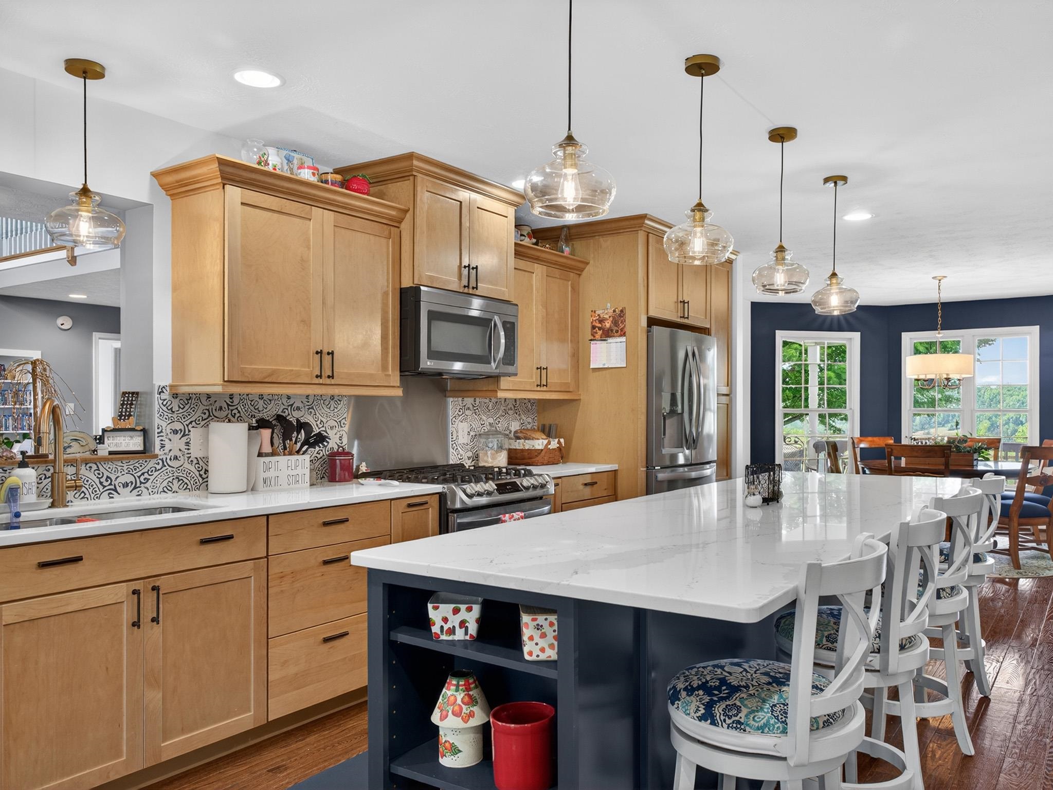 235 Howardsville Rd, Staunton, VA 24401 — photo 9