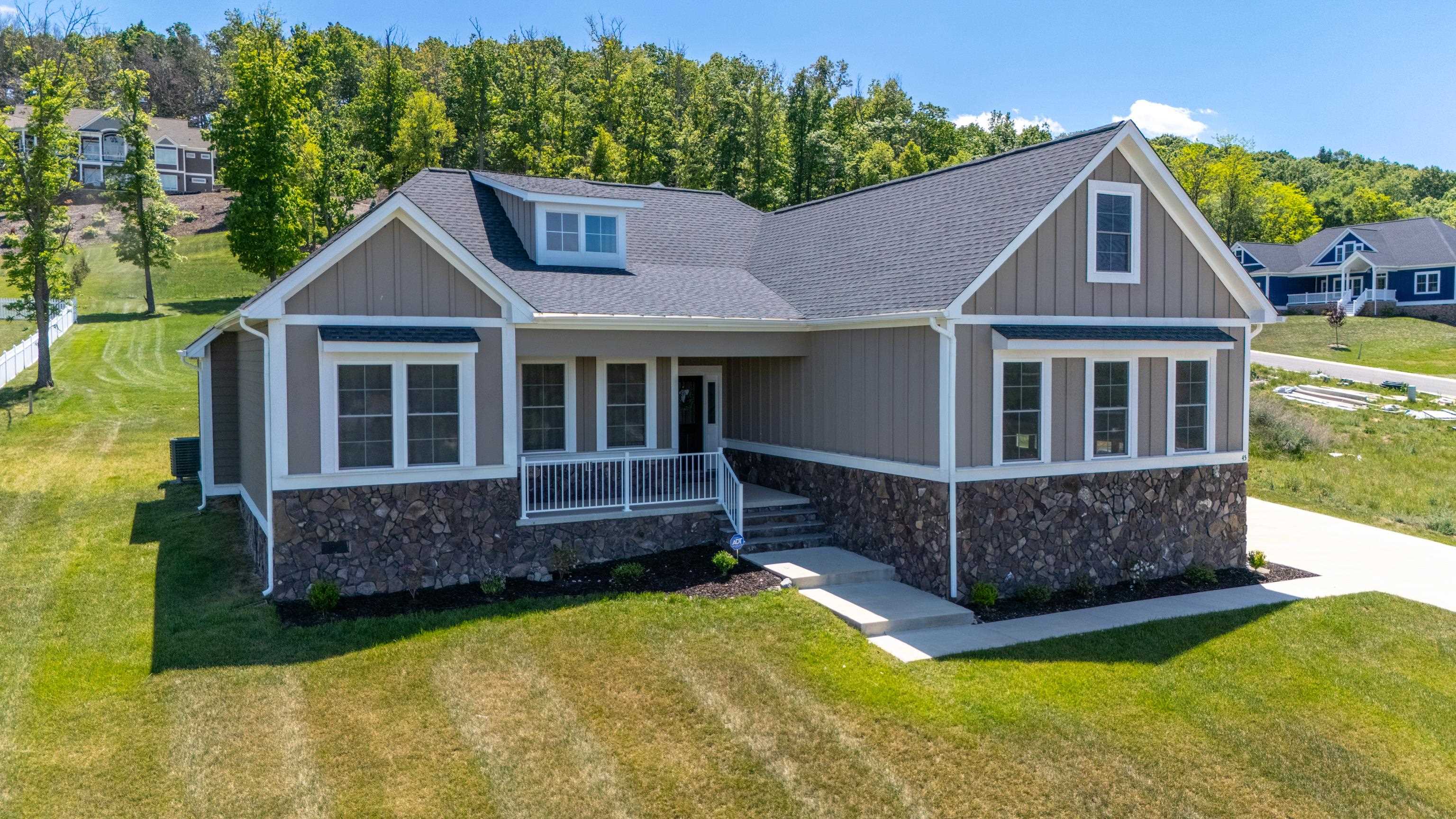 45 Rolling Oaks Dr, Fishersville, VA 22939 — photo 3