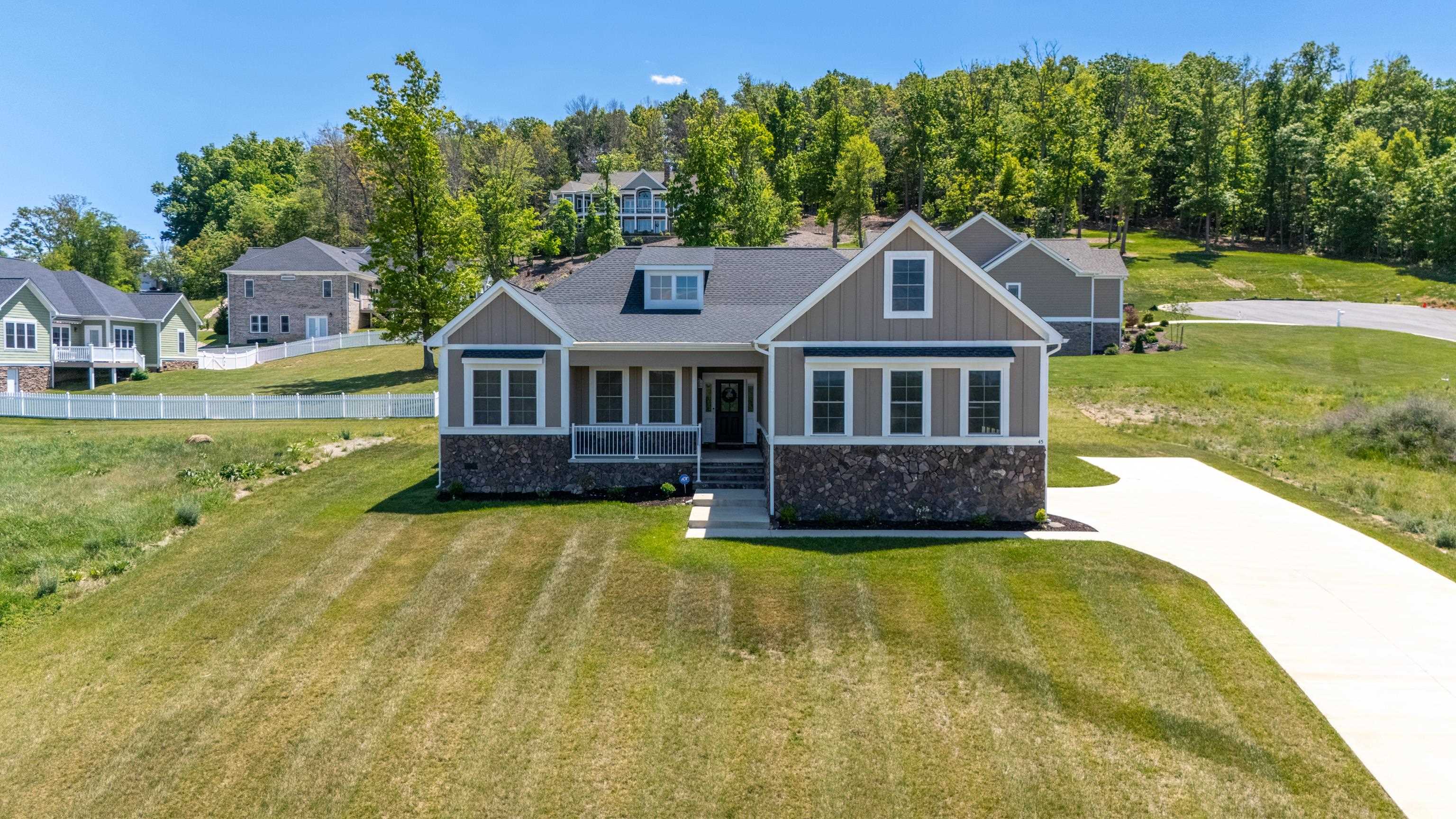 45 Rolling Oaks Dr, Fishersville, VA 22939 — photo 4