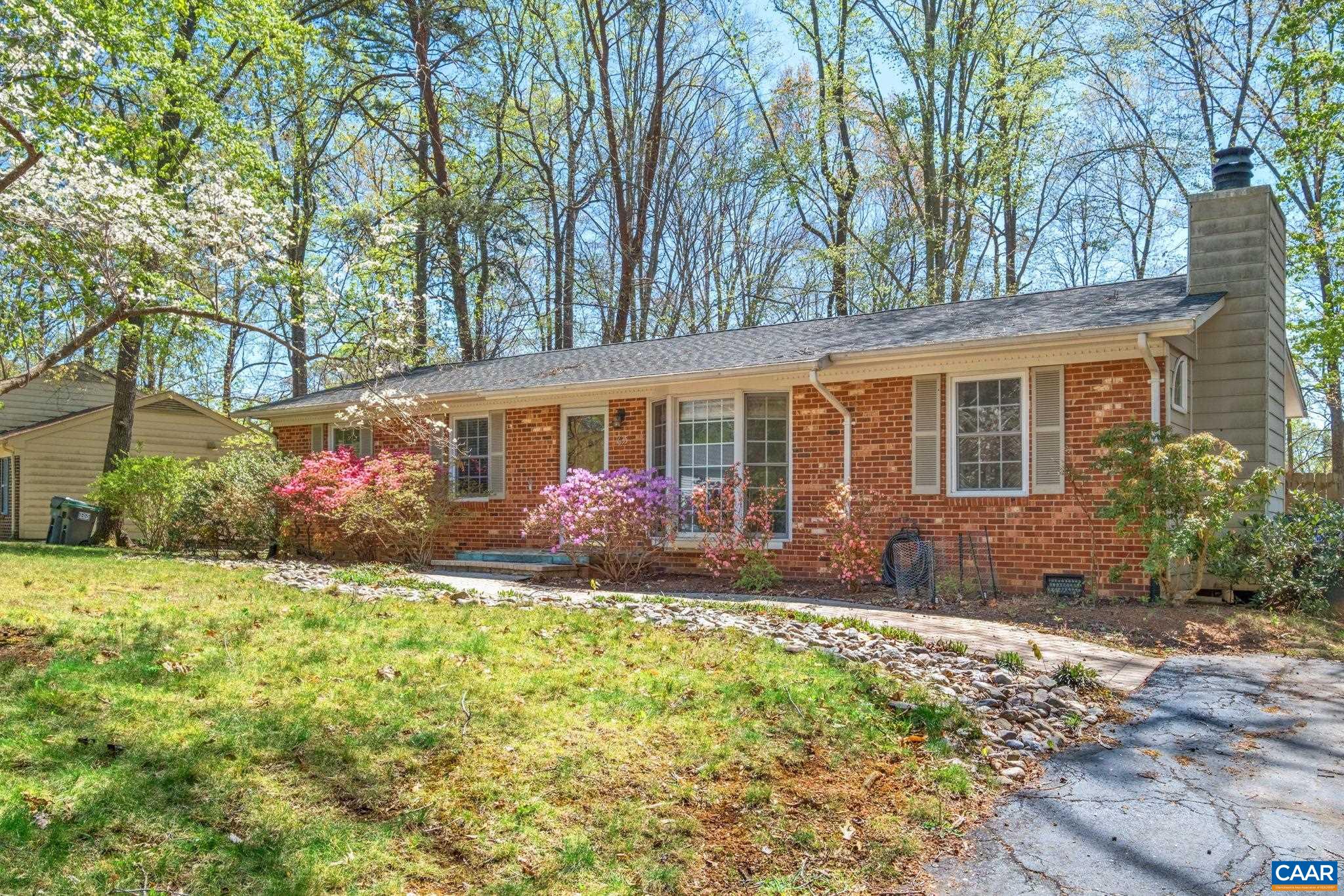 1635 Poes Ln, Charlottesville, VA 22911 — photo 2