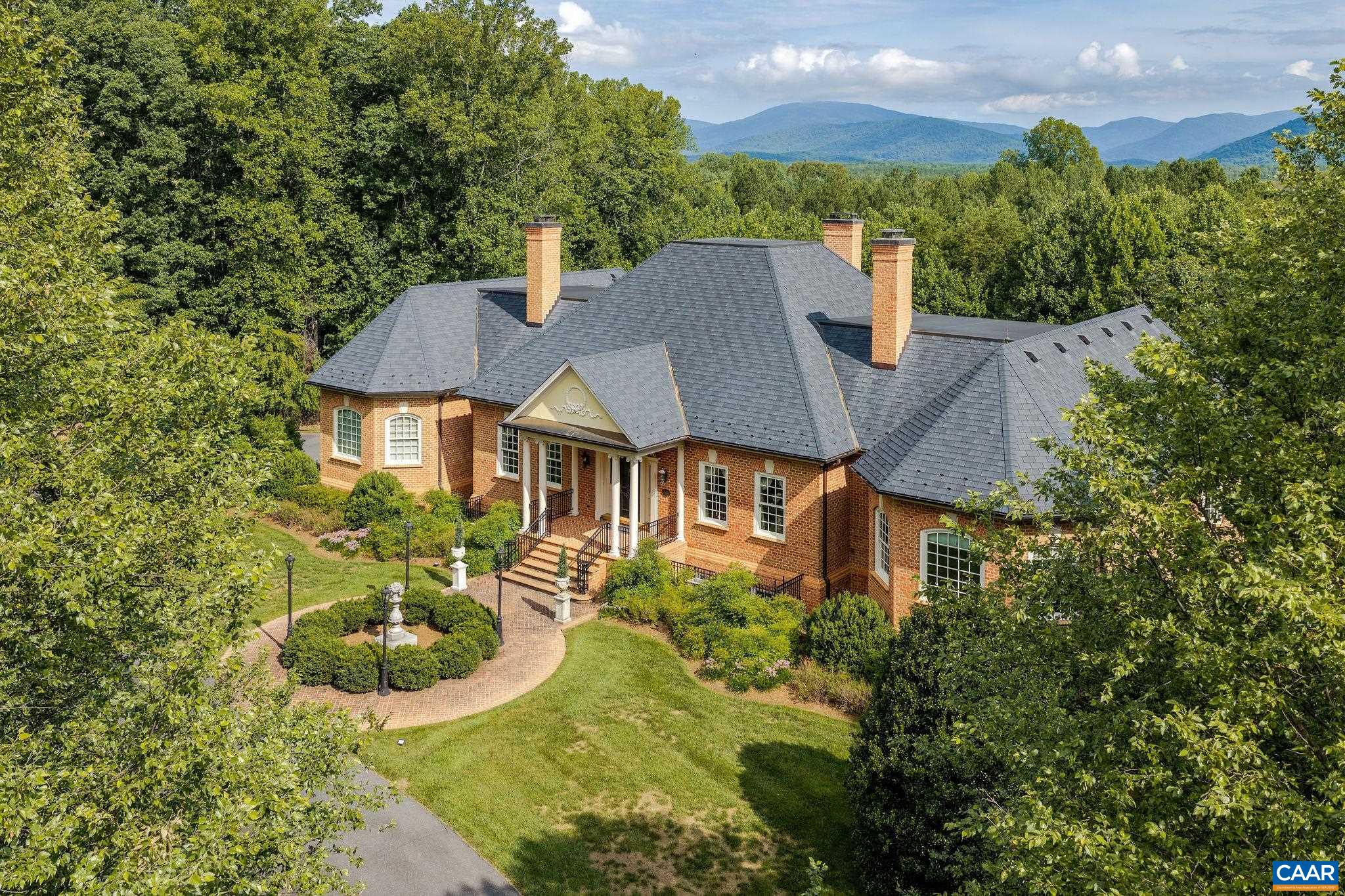 6385 Indian Ridge Dr, Earlysville, VA 22936