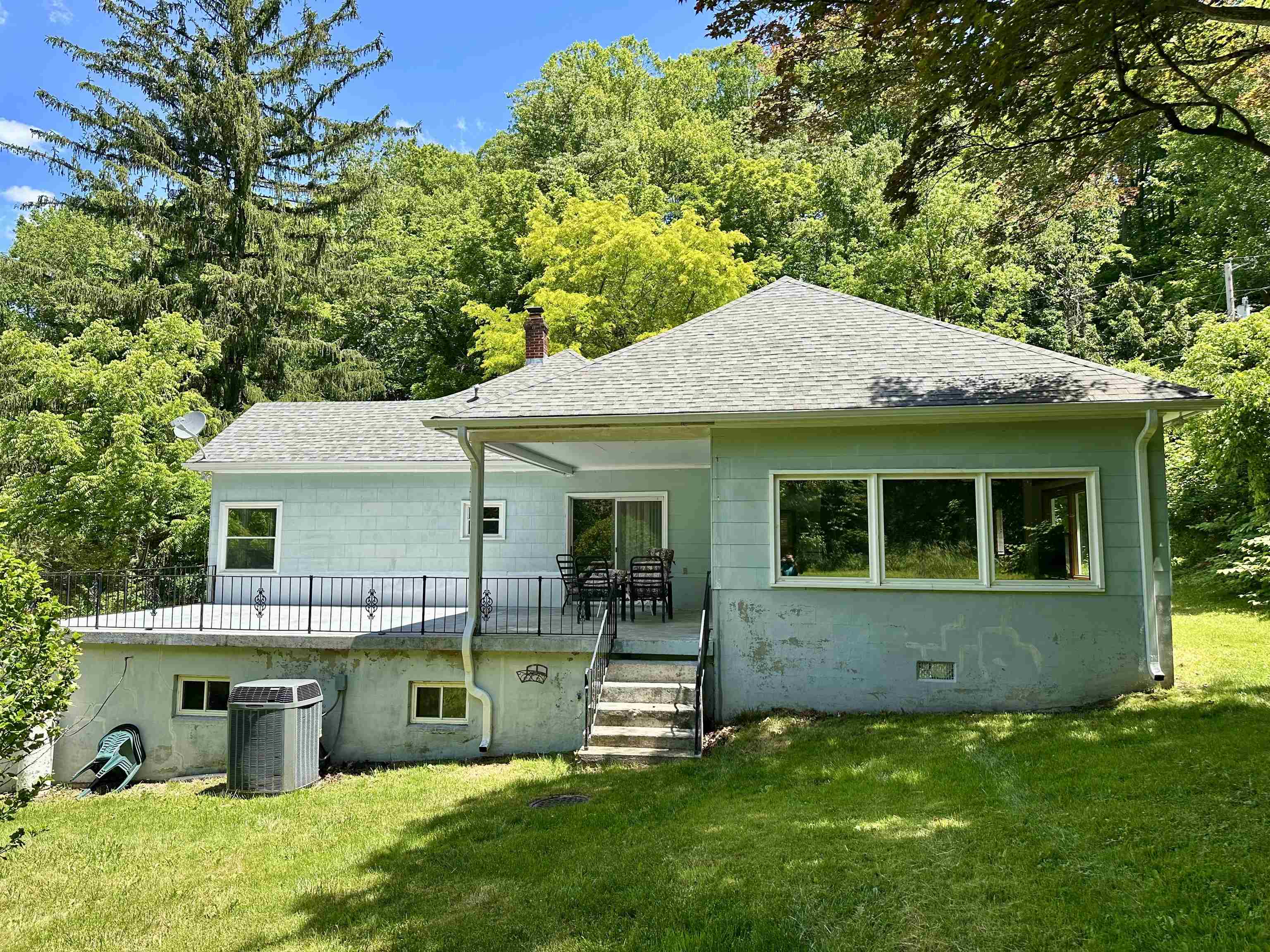 136 Klondike Rd, Warm Springs, VA 24484 — photo 3