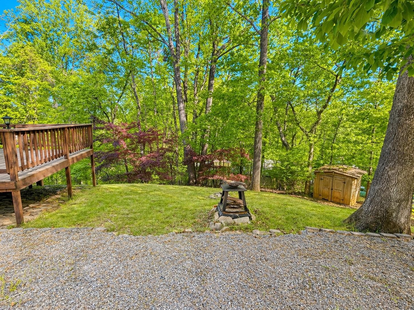 104 Bentwood Dr, Blue Ridge, VA 24064 — photo 4