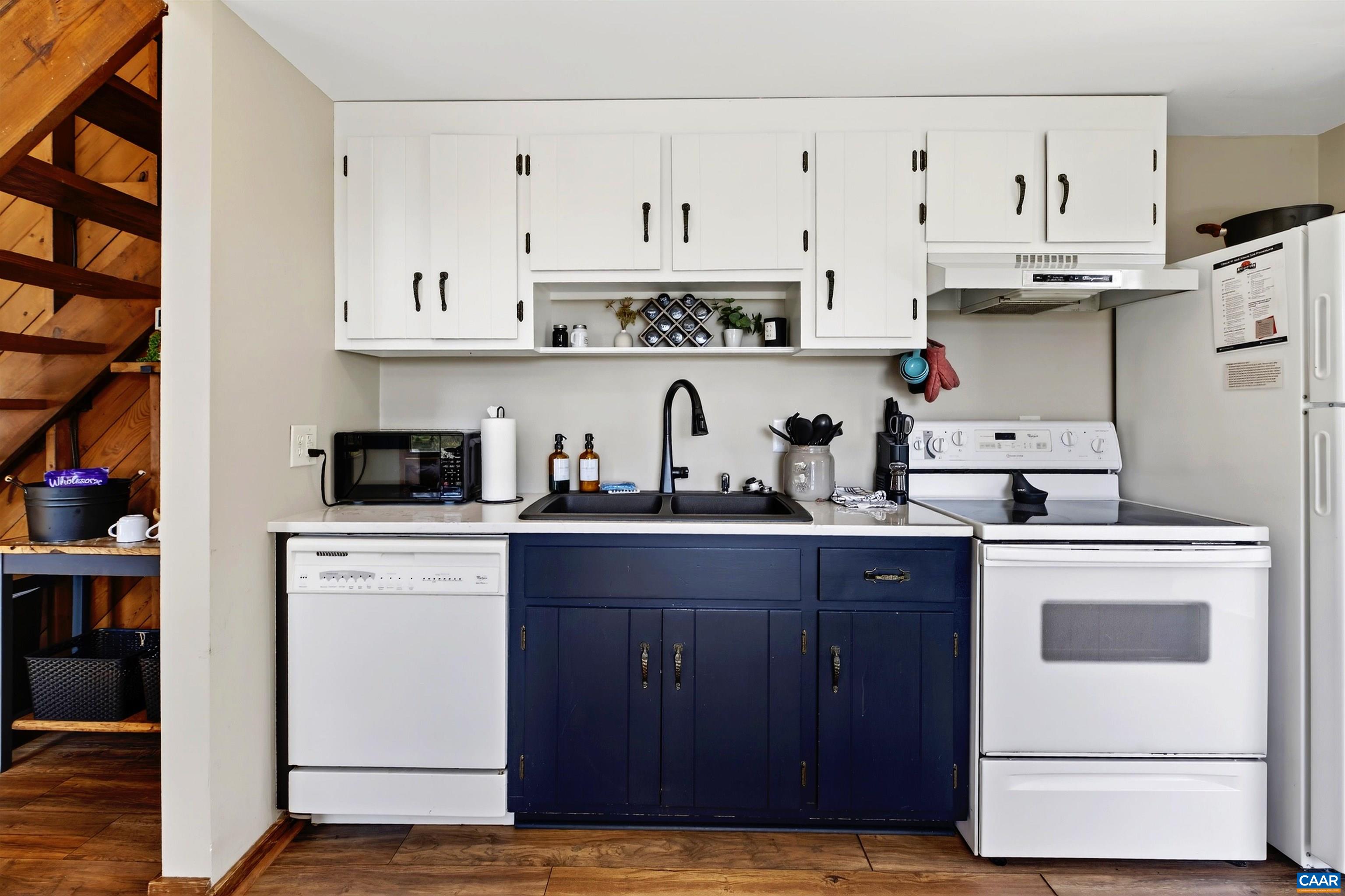 48 Meadow Ln, Nellysford, VA 22958 — photo 6