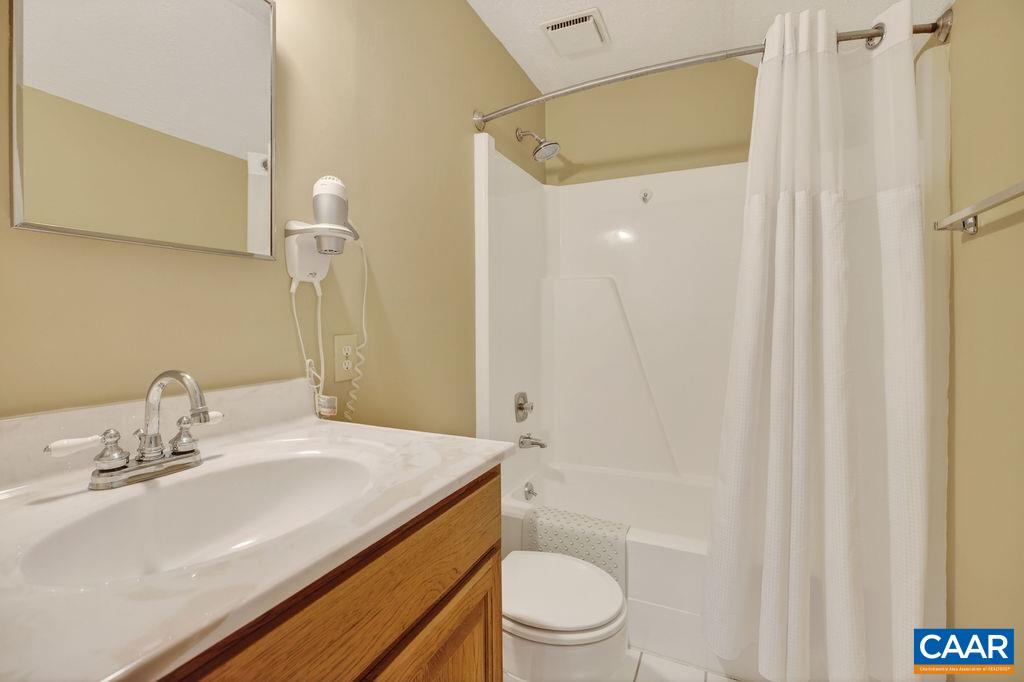 745 Laurelwood Condos, Roseland, VA 22967 — photo 8