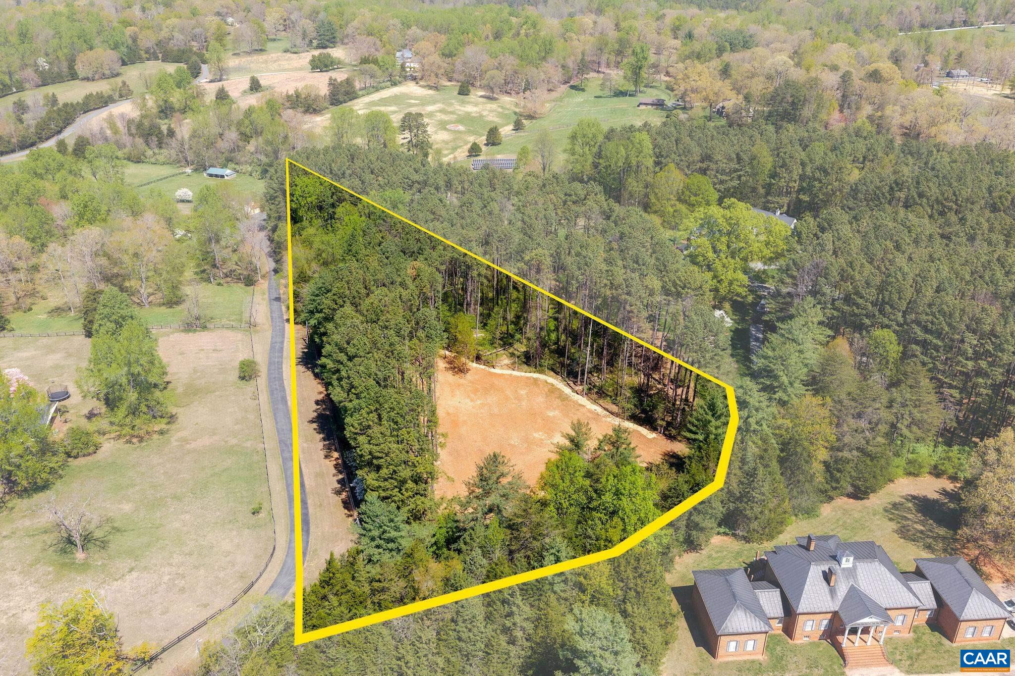 Garth Rd, Charlottesville, VA 22901 - photo 2