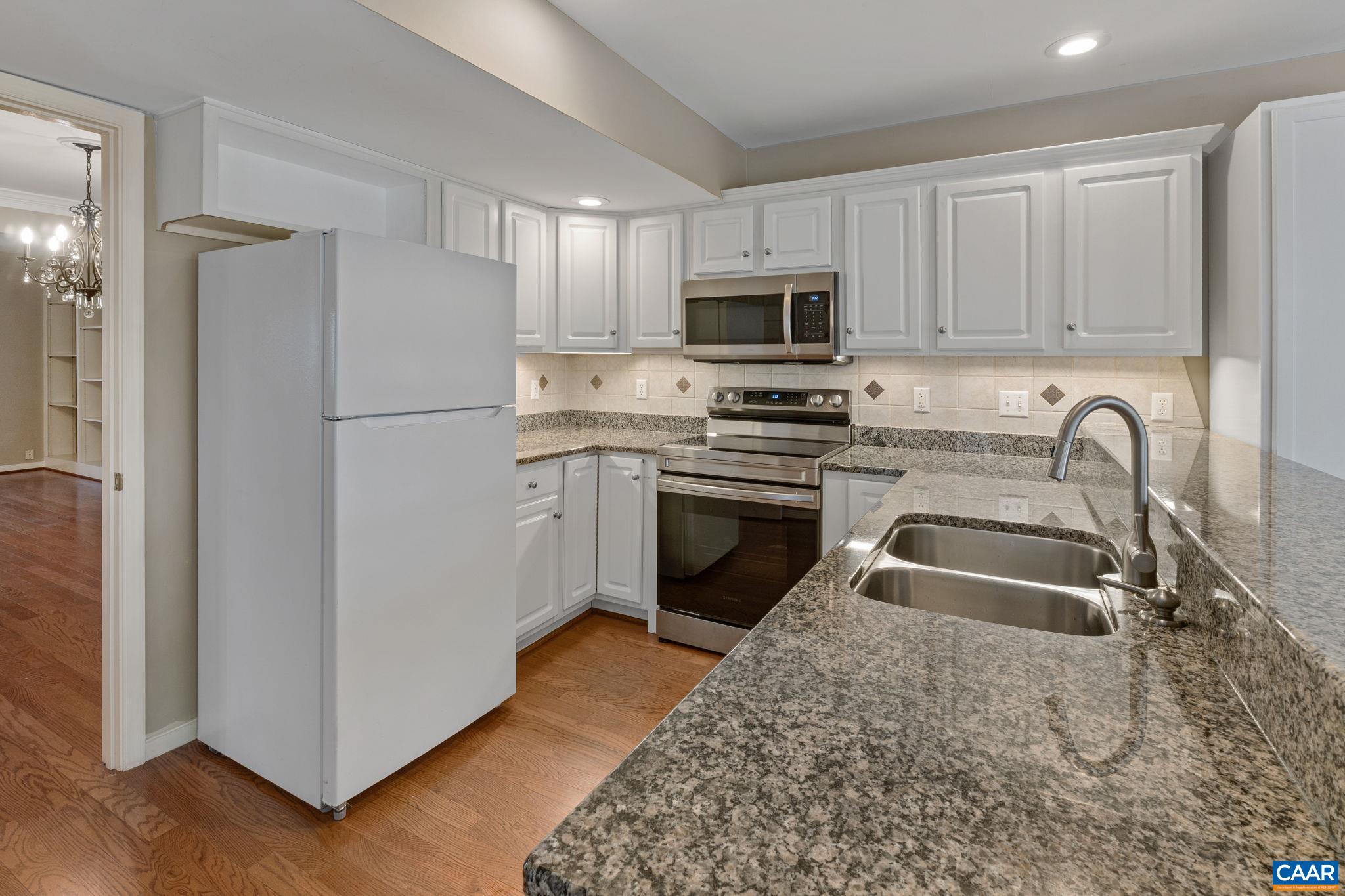 3396 Moubry Ln, Charlottesville, VA 22911 — photo 8