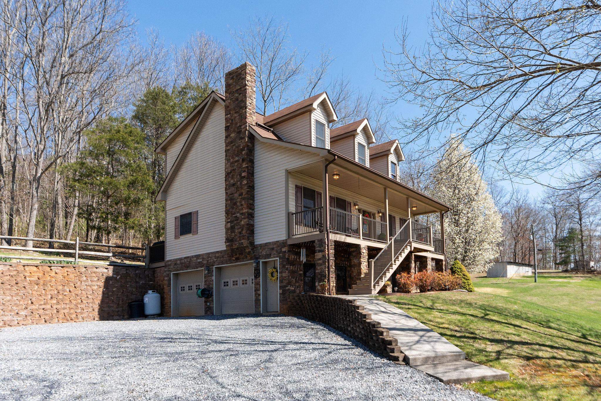 210 Anderson Farm Rd, Rockbridge Baths, VA 24473 — photo 2
