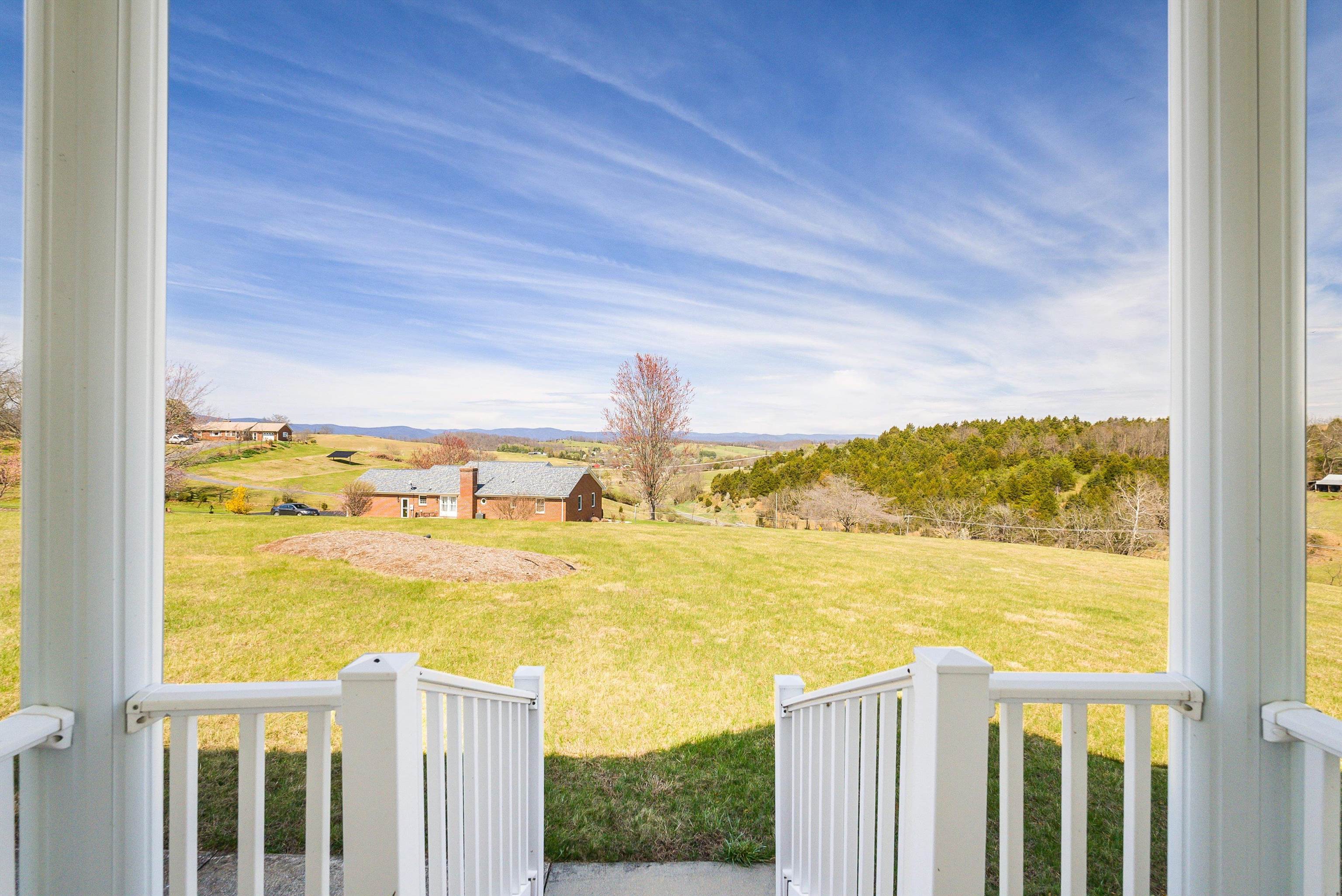2178 Churchville Ave, Staunton, VA 24401 — photo 2