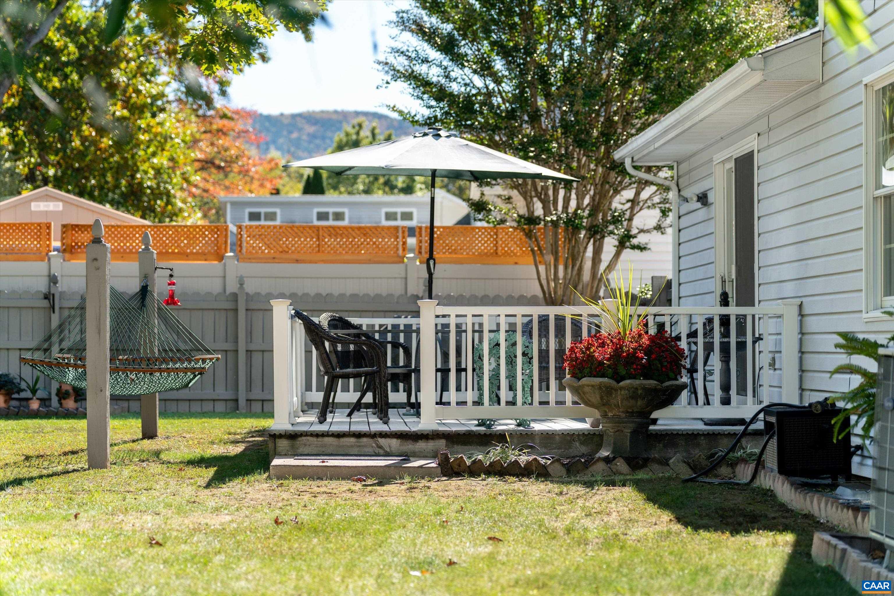 252 Flint Mountain Dr, Stuarts Draft, VA 24477 — photo 5