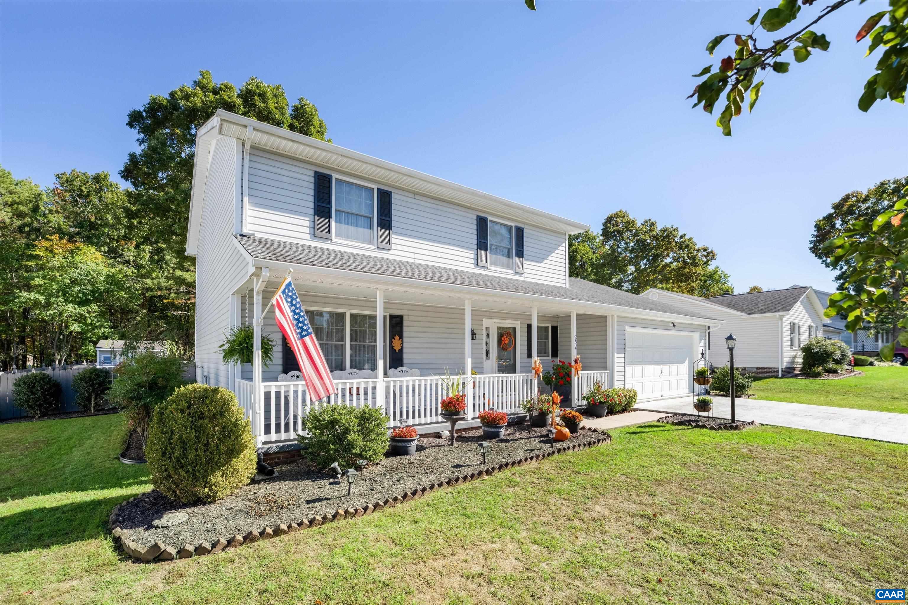 252 Flint Mountain Dr, Stuarts Draft, VA 24477 — photo 6