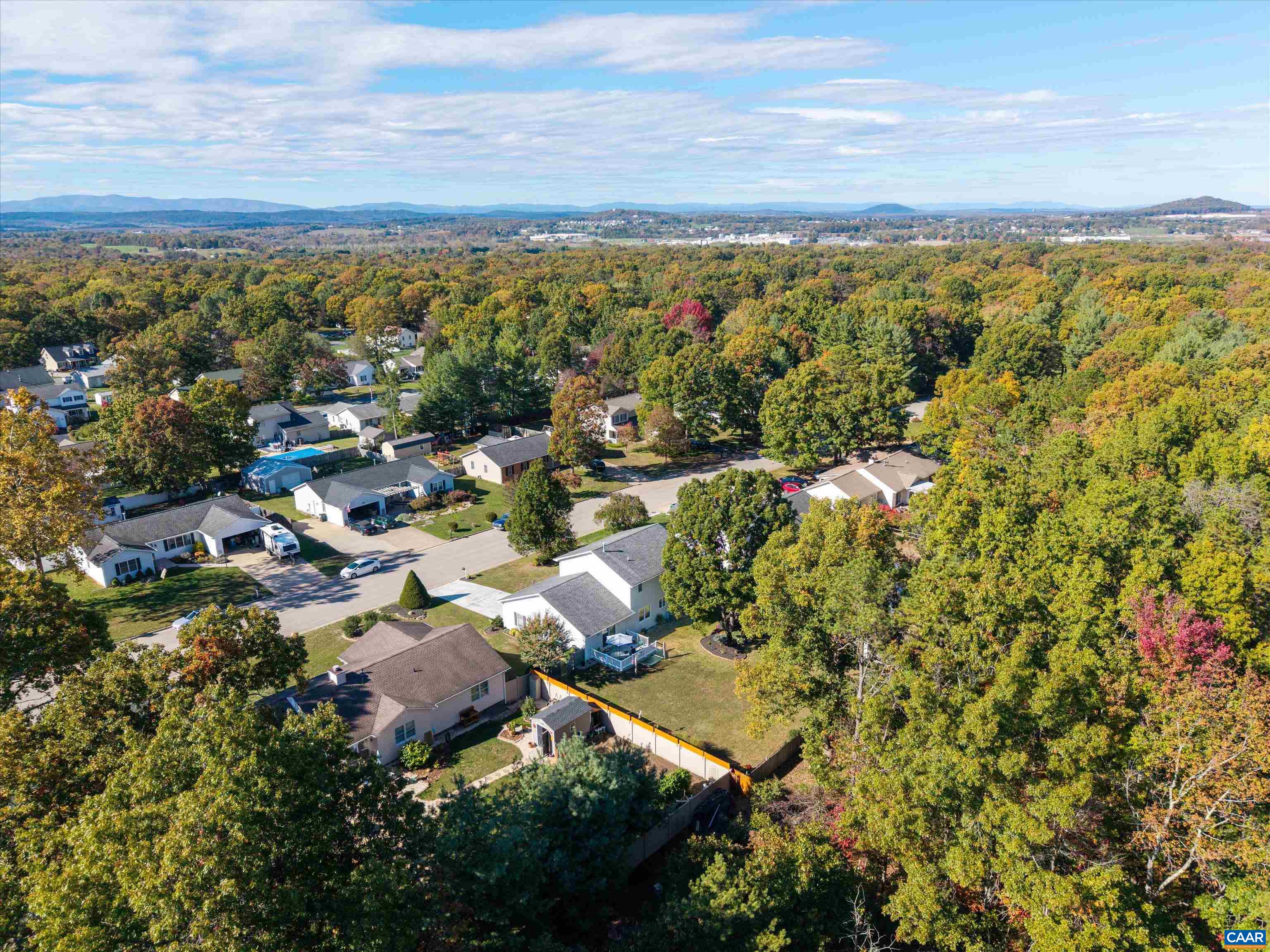 252 Flint Mountain Dr, Stuarts Draft, VA 24477 — photo 8