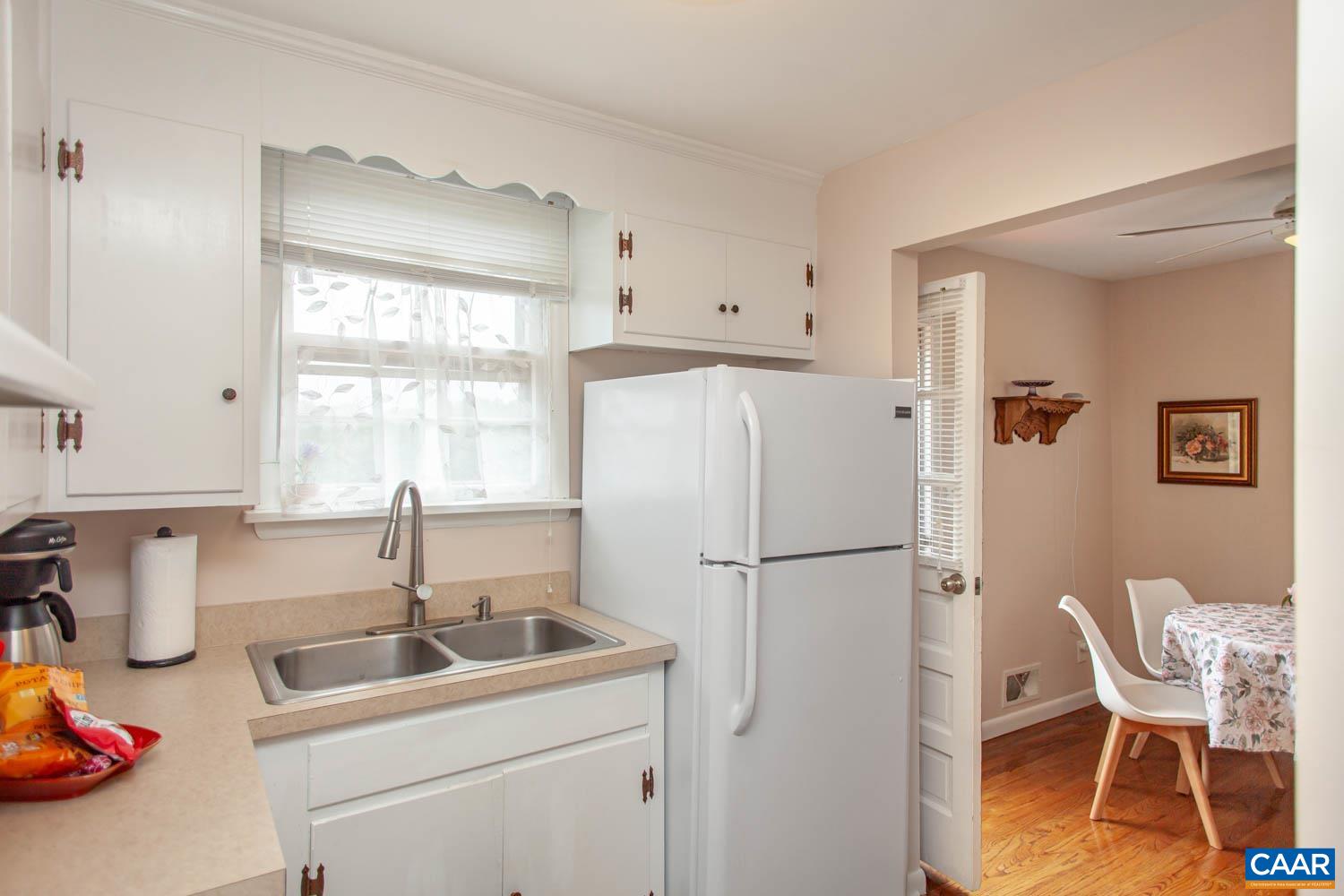 402 NE 13th St, Charlottesville, VA 22902 — photo 10