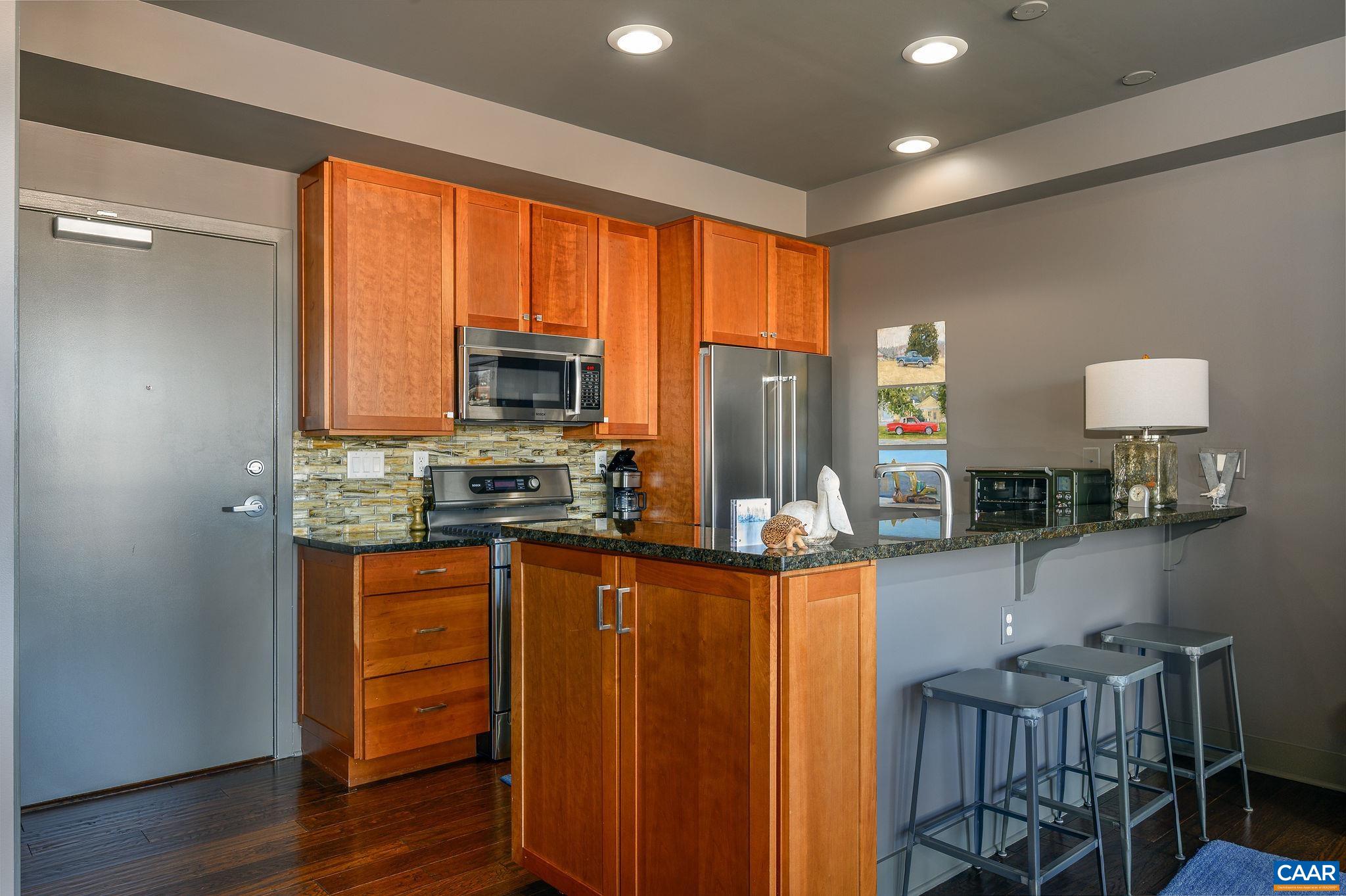 200 Garrett St, Charlottesville, VA 22902 — photo 3