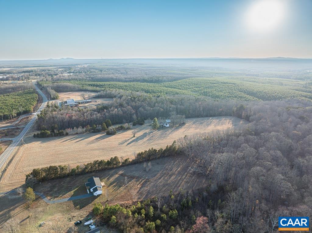25805 N James Madison Hwy, New Canton, VA 23123 — photo 5