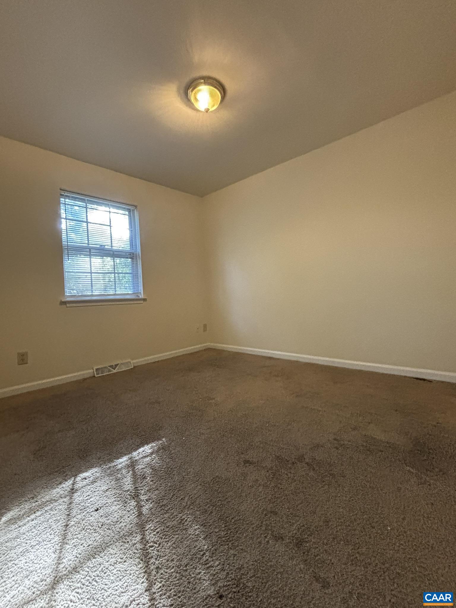1602 Townwood Ct, Charlottesville, VA 22901 — photo 9