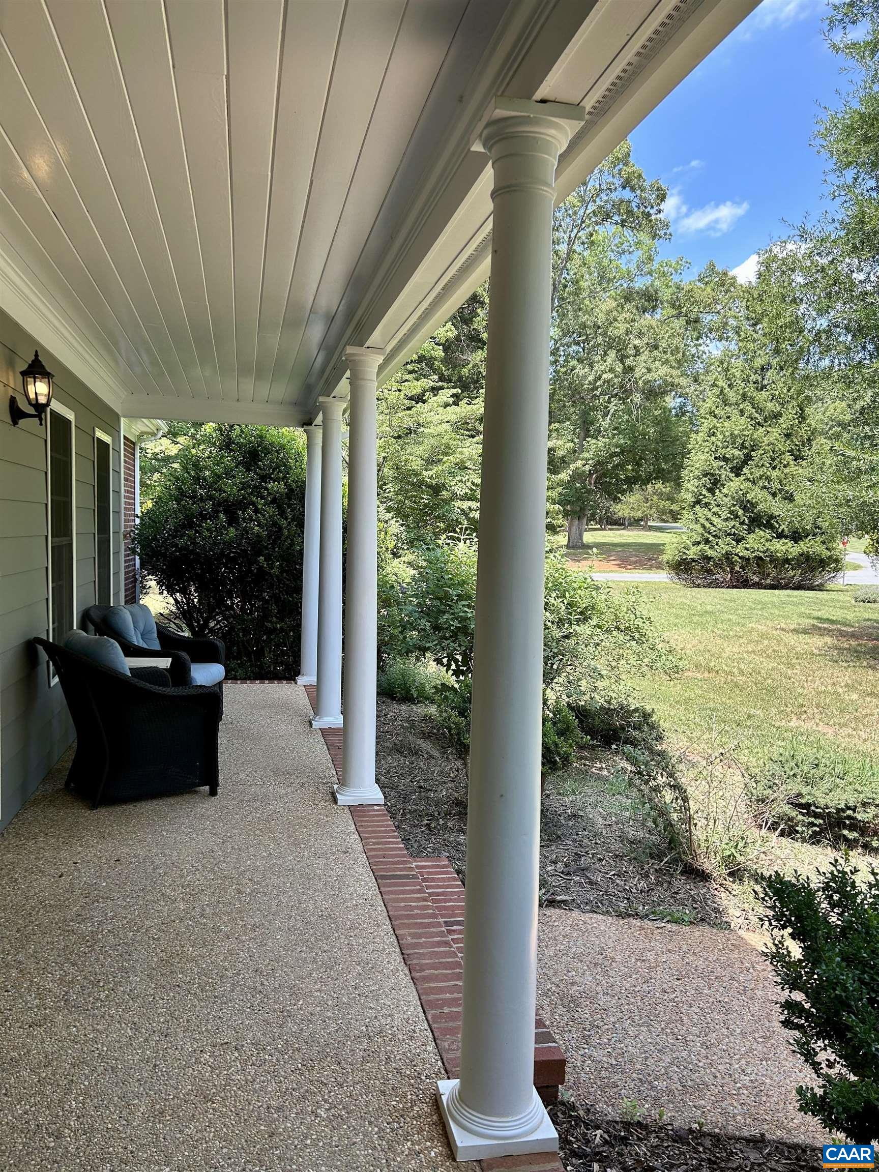 5270 Tanager Woods Dr, Earlysville, VA 22936 — photo 3