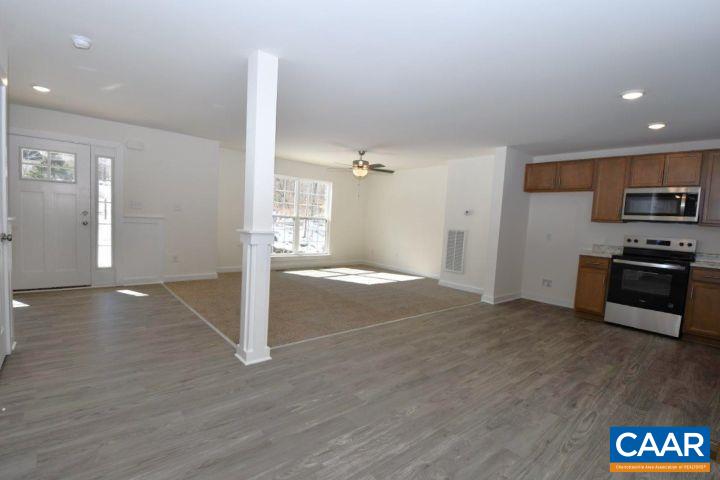 Derosa Ct, Palmyra, VA 22963 — photo 9