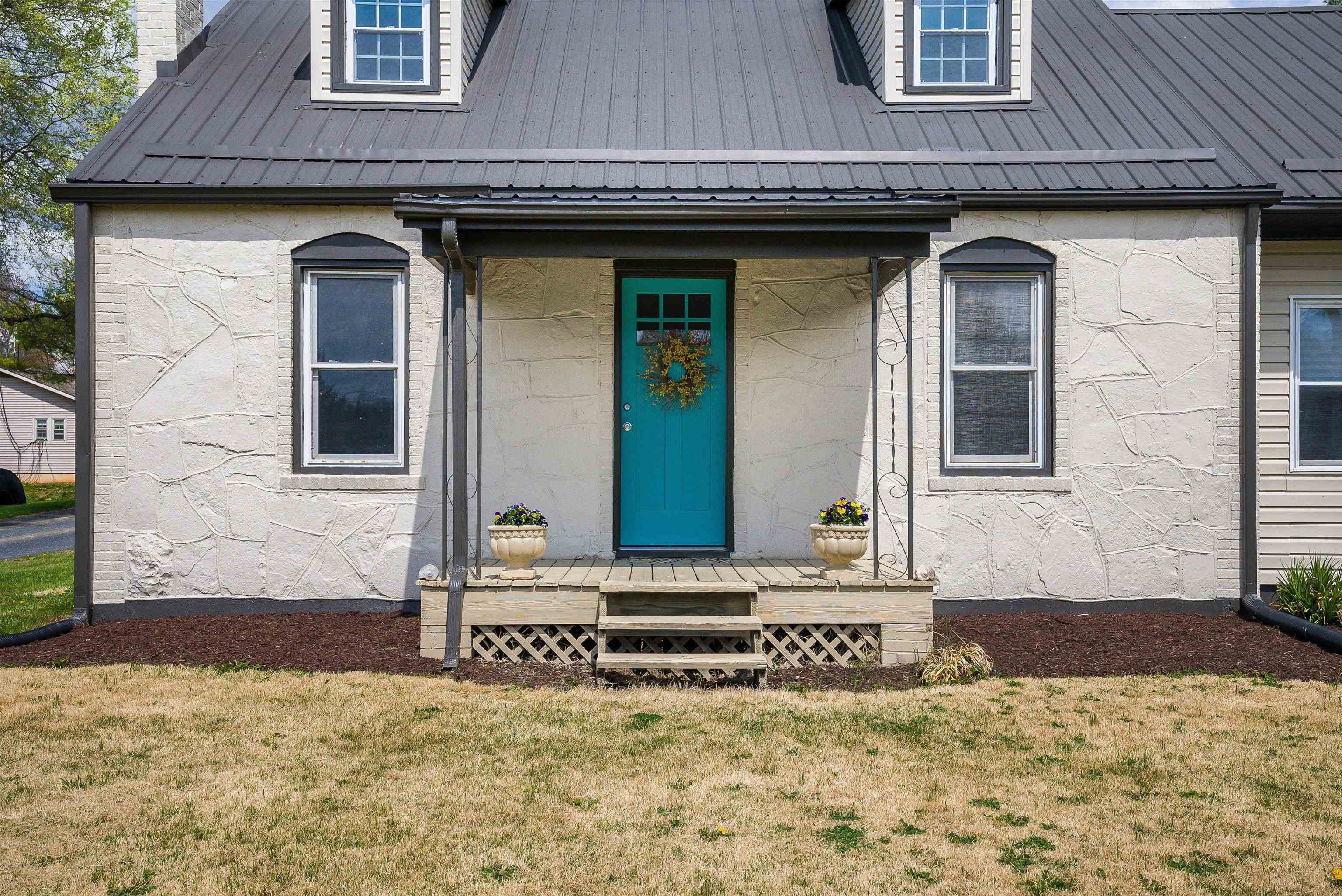 15 Romaine Ln, Stuarts Draft, VA 24477 — photo 5