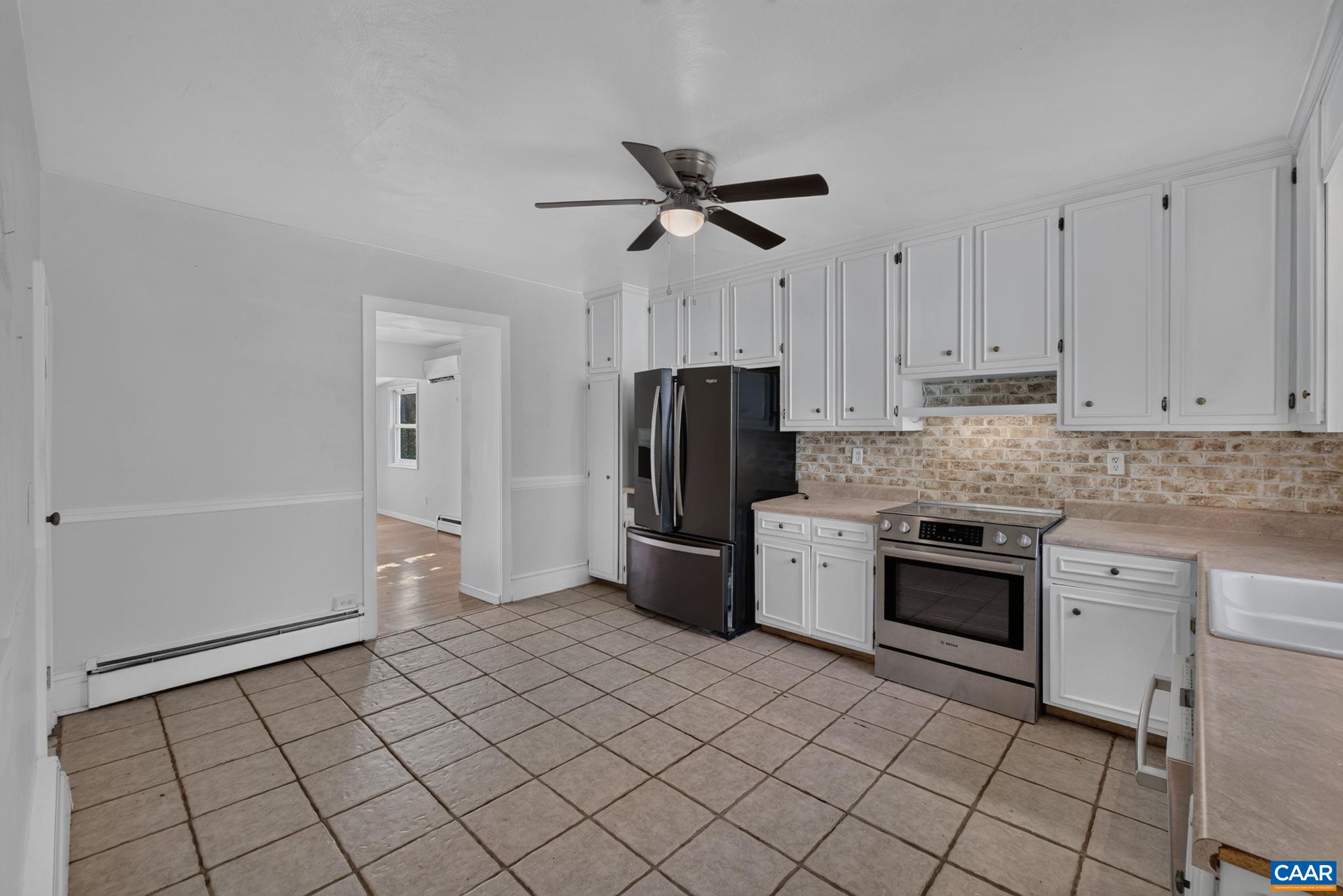 128 Rockfish Orchard Dr, Afton, VA 22920 — photo 10