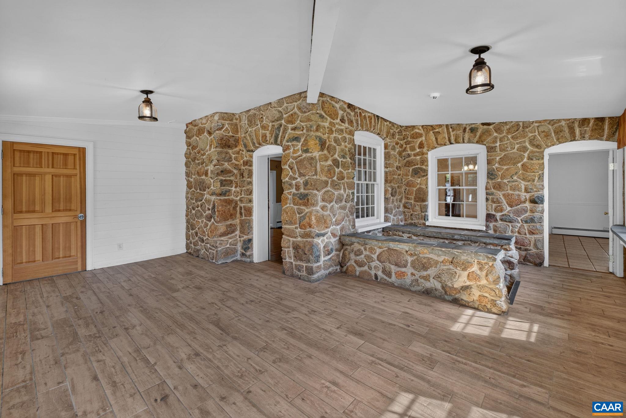 128 Rockfish Orchard Dr, Afton, VA 22920 — photo 5