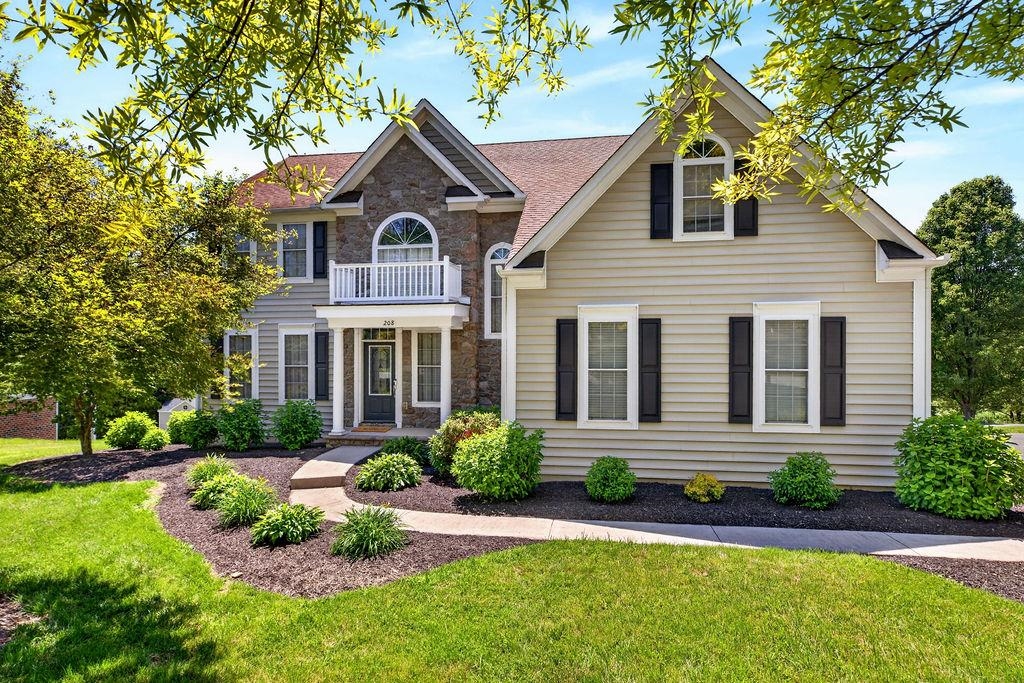 208 Claybrook Dr, Waynesboro, VA 22980