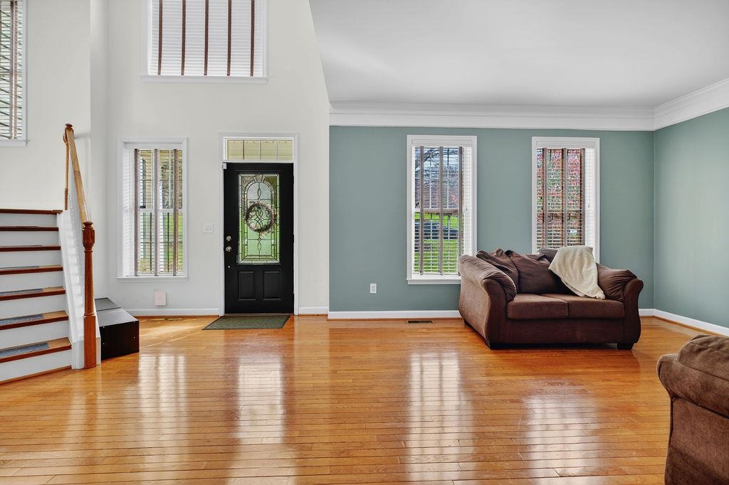 208 Claybrook Dr, Waynesboro, VA 22980 — photo 10