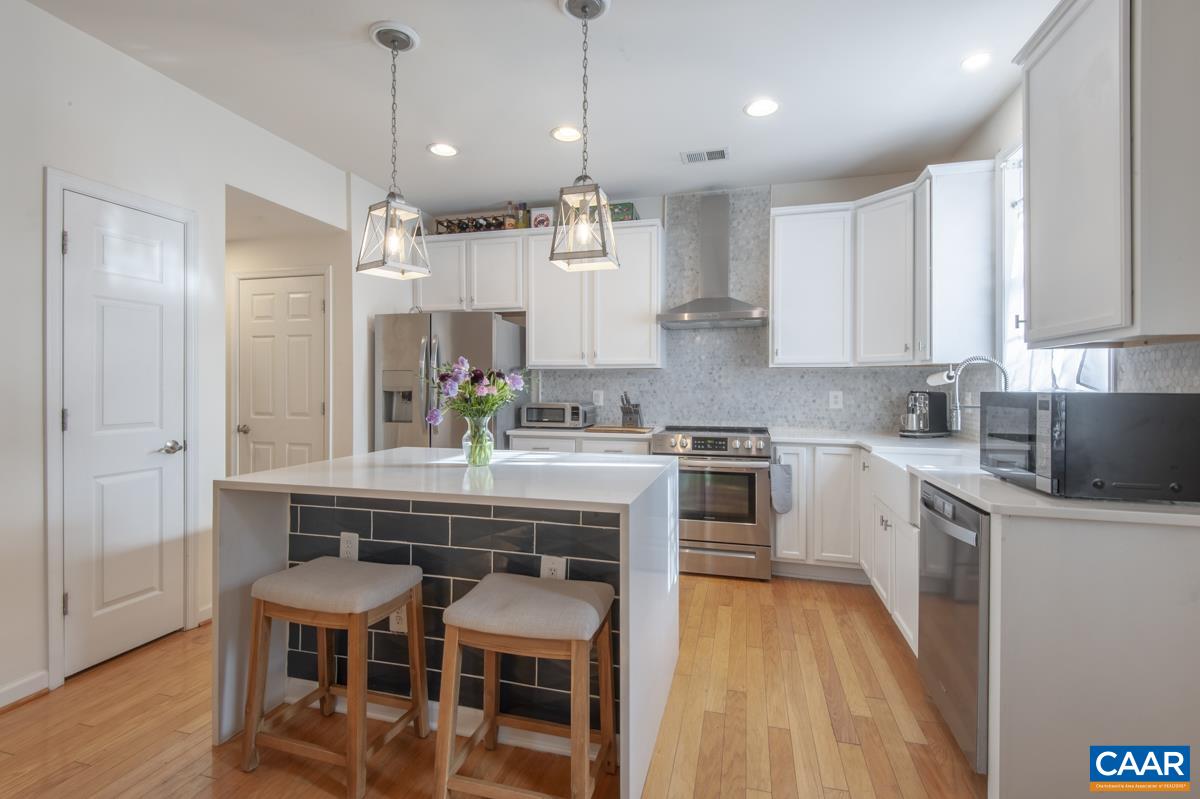 1048 SW 5th St, Charlottesville, VA 22902 — photo 10