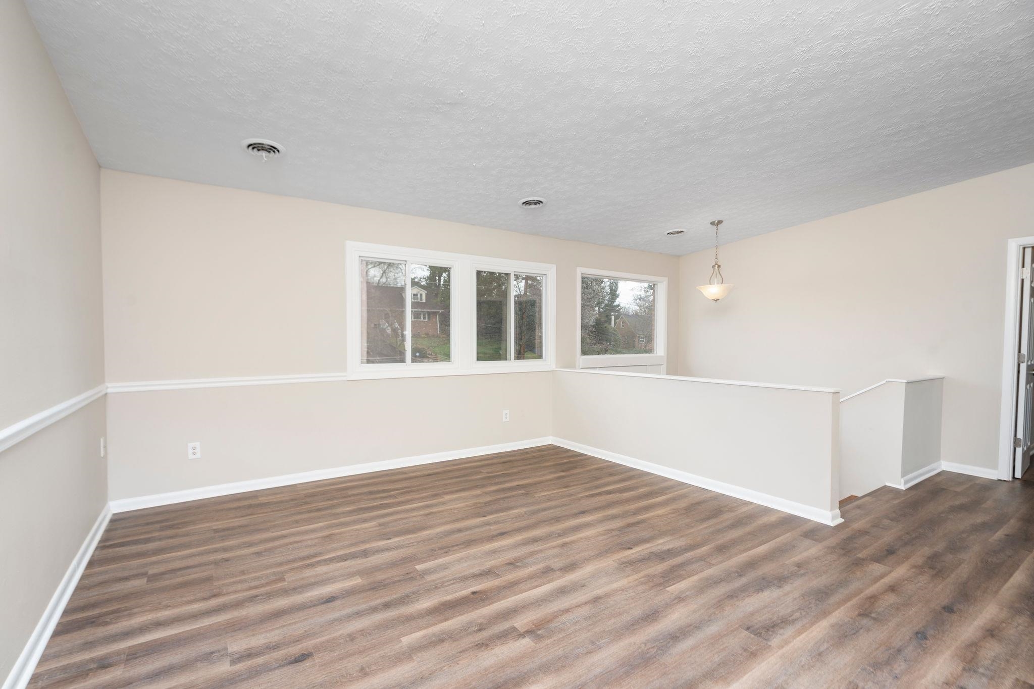 924 Washington Ave, Waynesboro, VA 22980 — photo 7