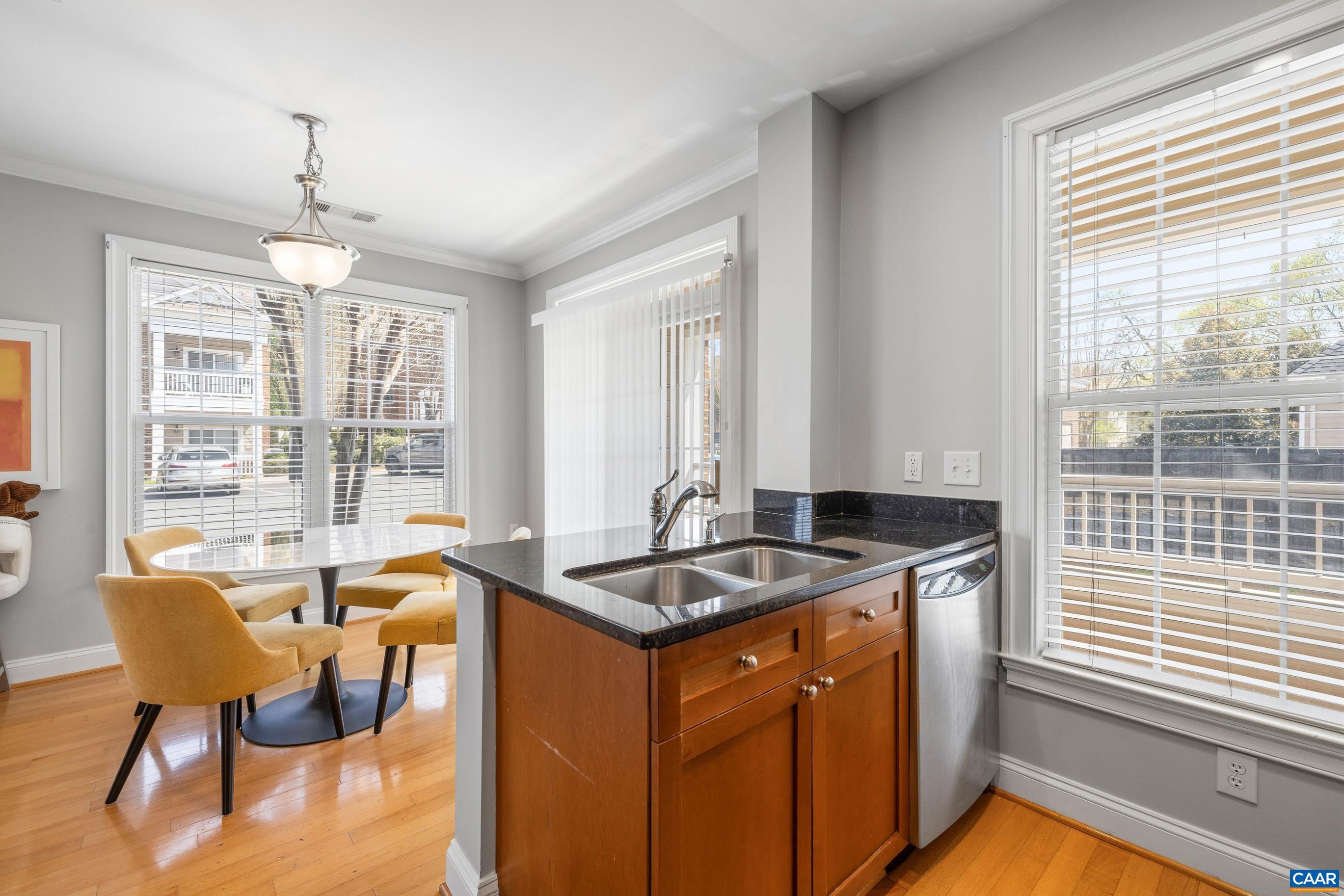 1051 Glenwood Station Ln, Charlottesville, VA 22901